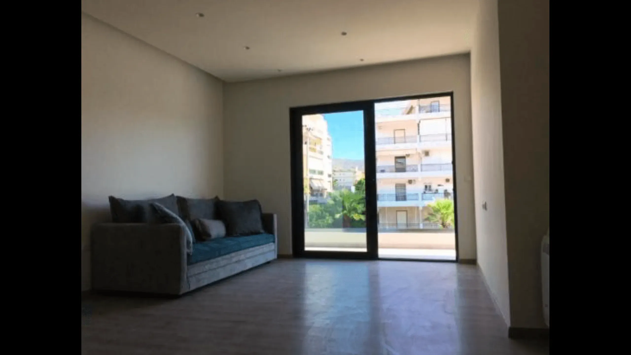Modern villa with swimming pool and sea and mountain view 4