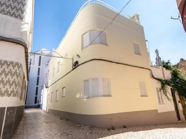 Modern house, 4 bedrooms, Algarve, Portimao 1