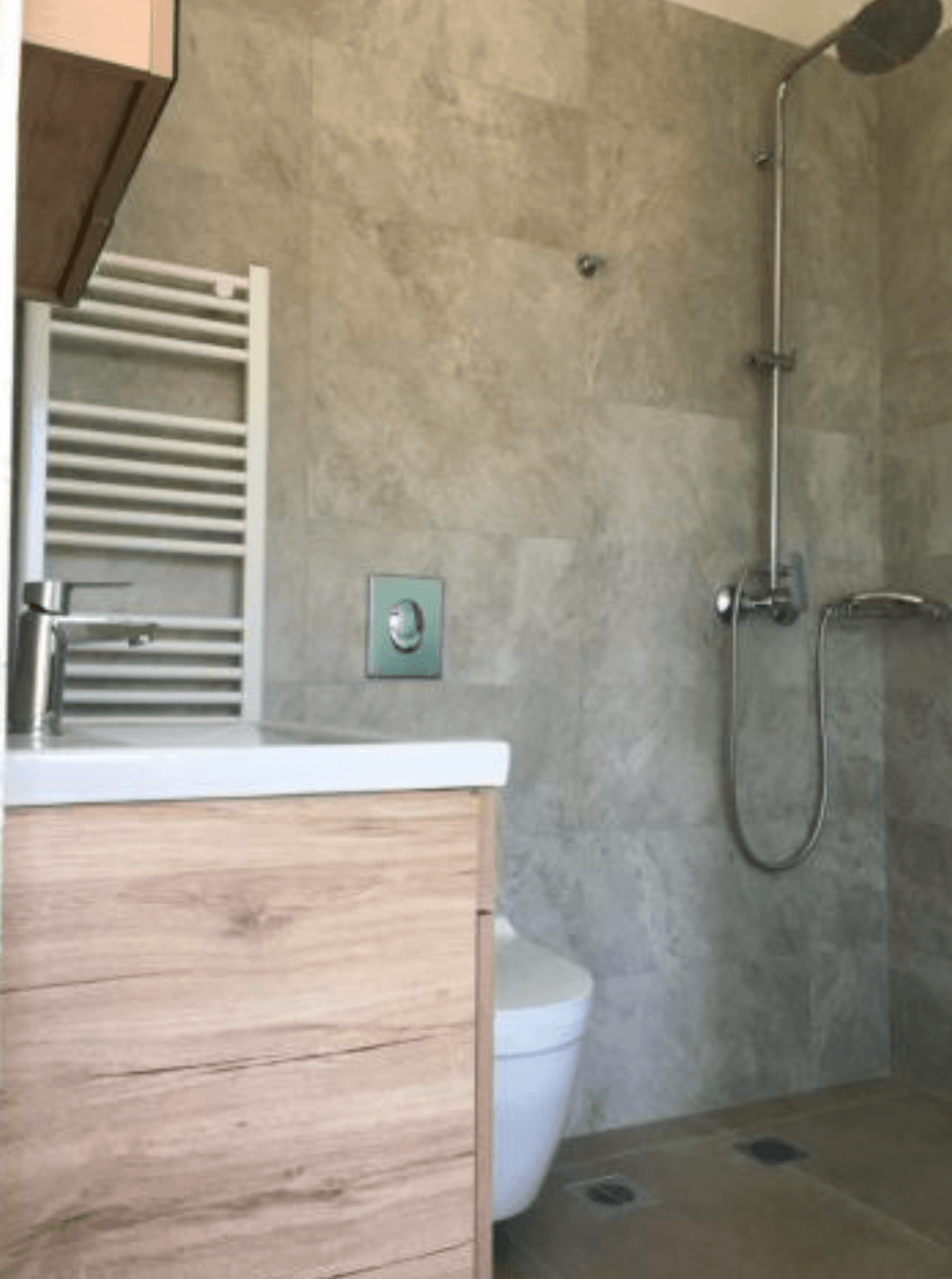 Modern villa with swimming pool and sea and mountain view 9