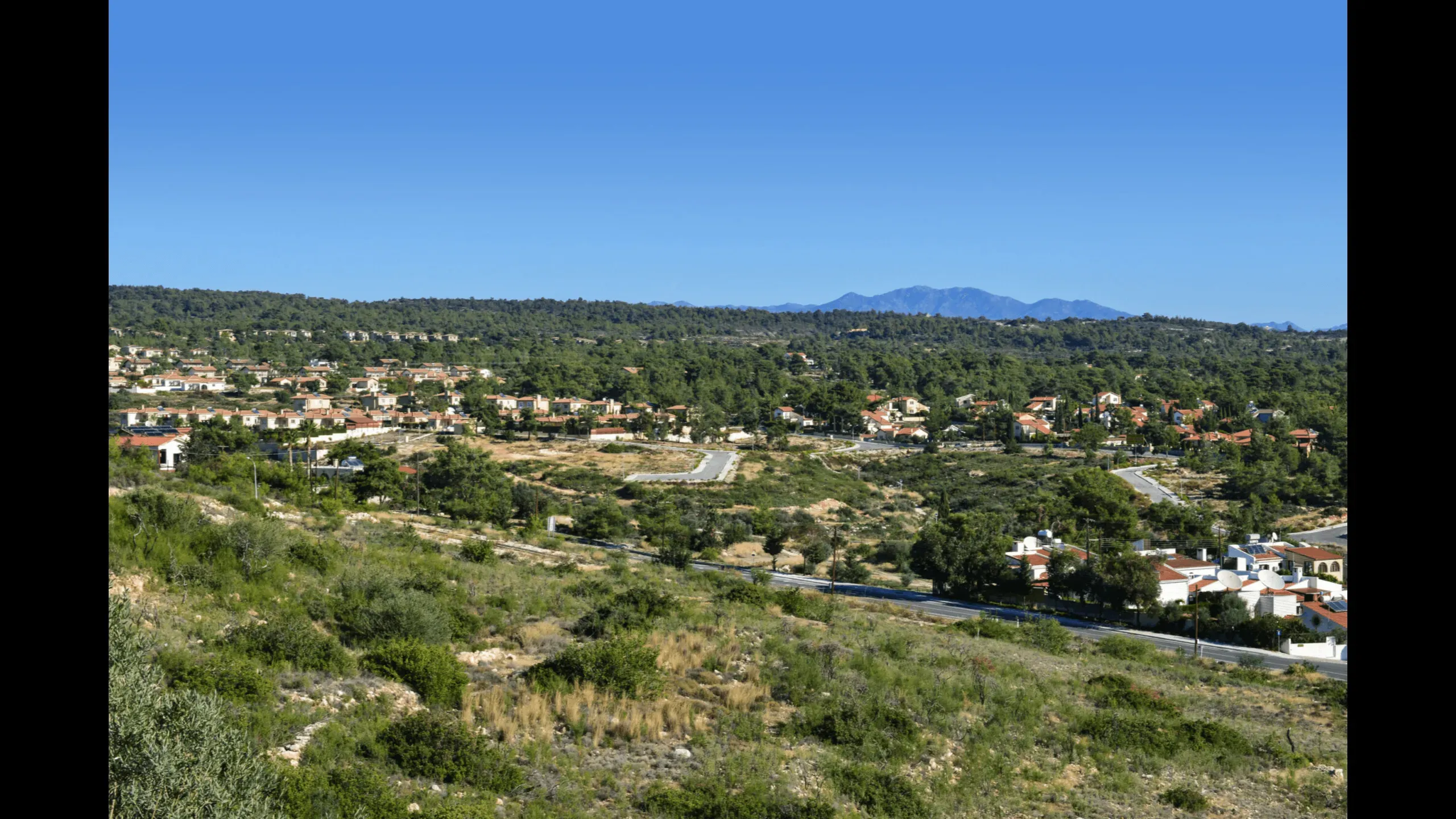 Стильные и комфортные виллы с 3 спальнями, Суни, Лимассол 2