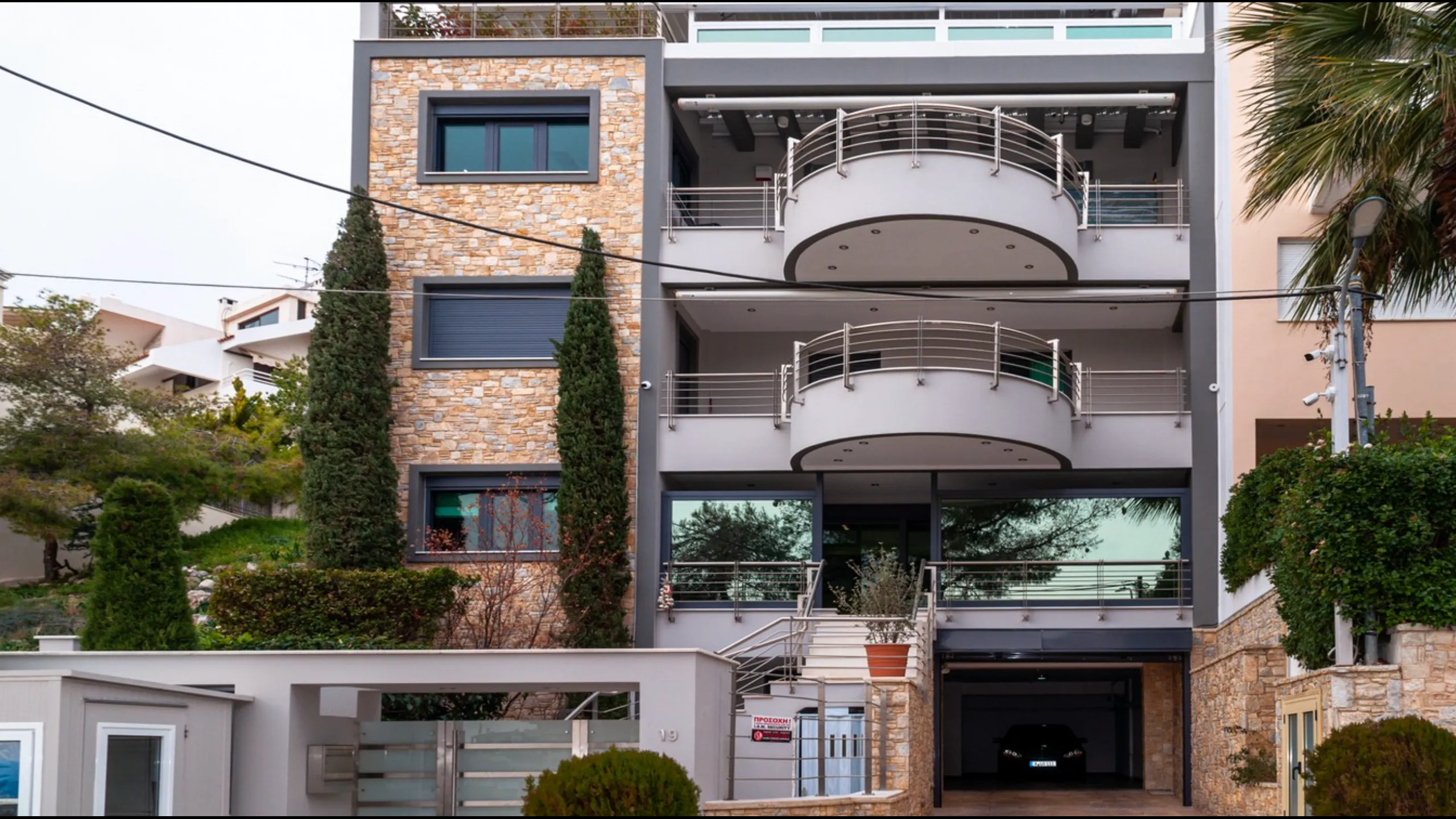 Elegant house with 6 bedrooms, Voula, Athens 1