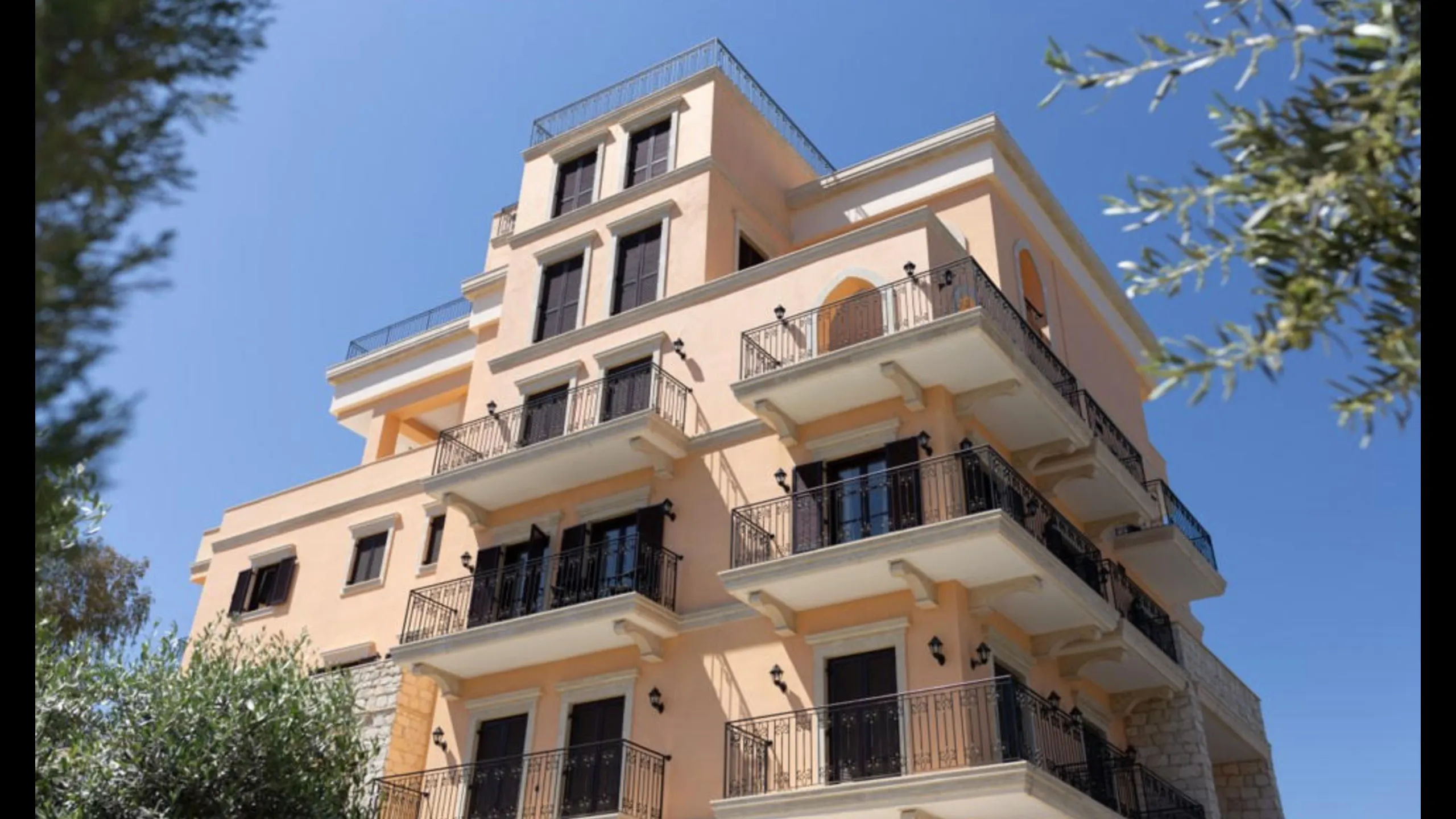 Apartments in classical style with 3 bedrooms, Germasogeia, Limassol 4