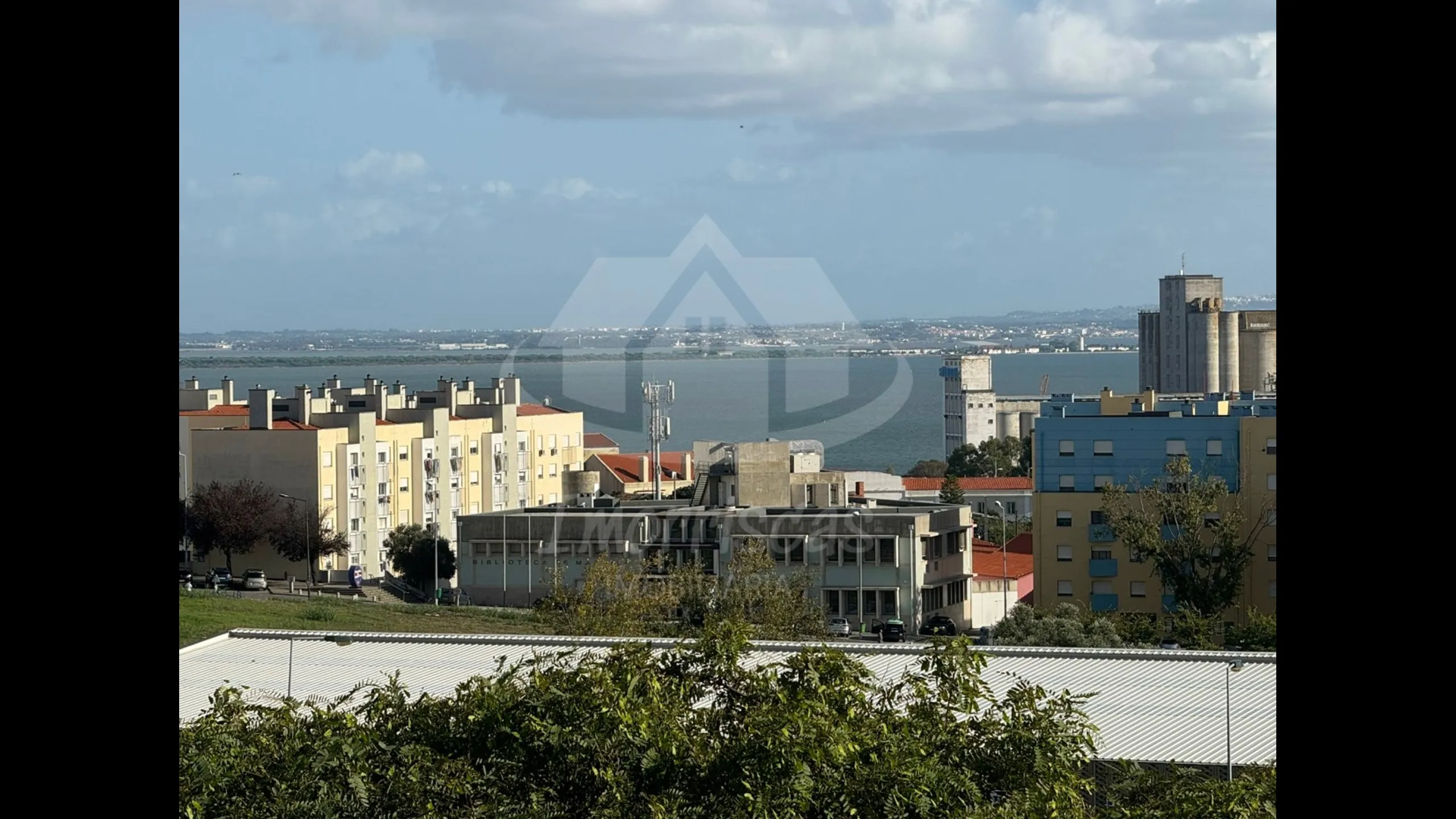 Comfortable apartments with 3 bedrooms, Braco de Prata, Lisbon 4