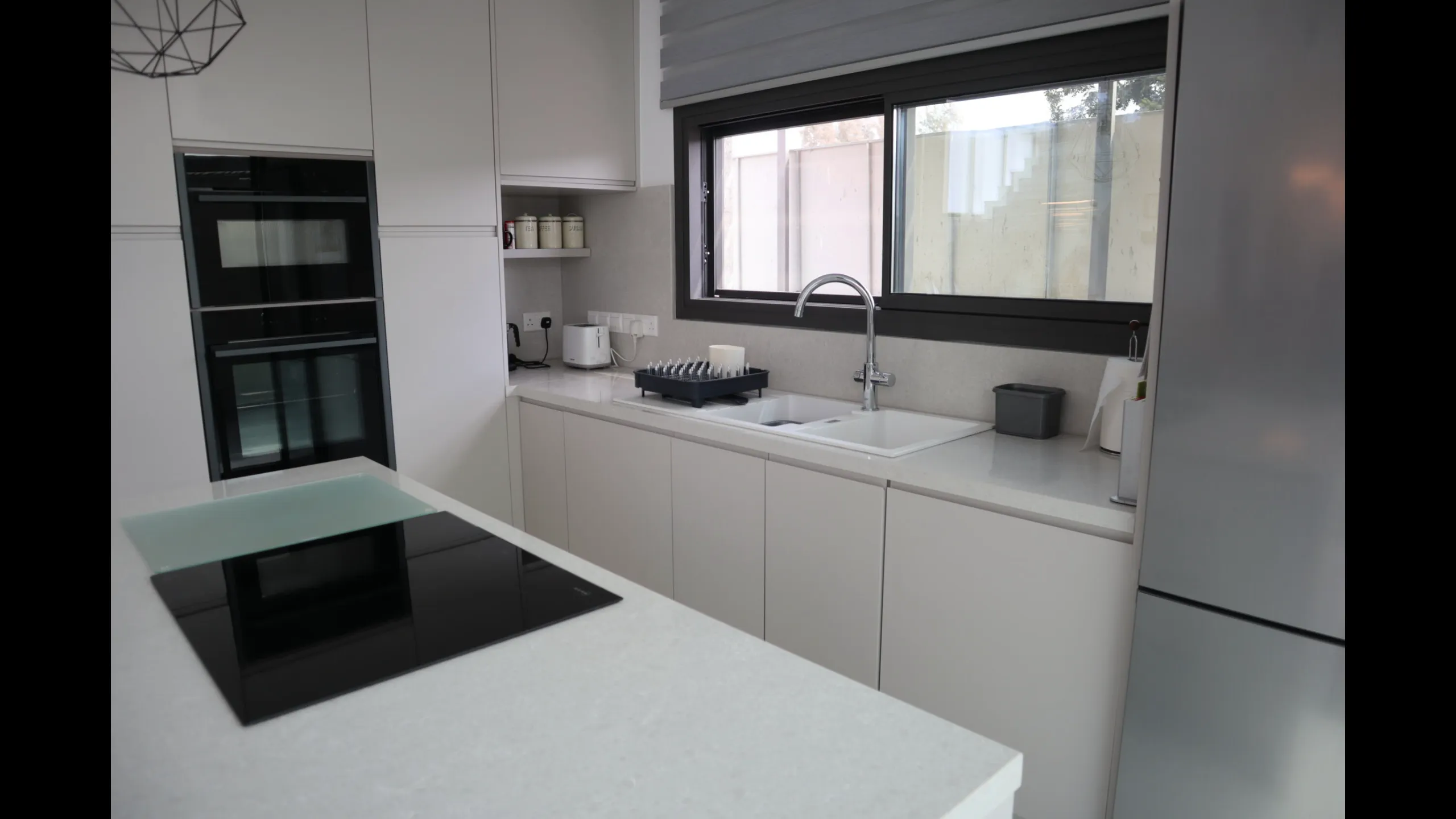 Modern villa with pool in a gated community 20