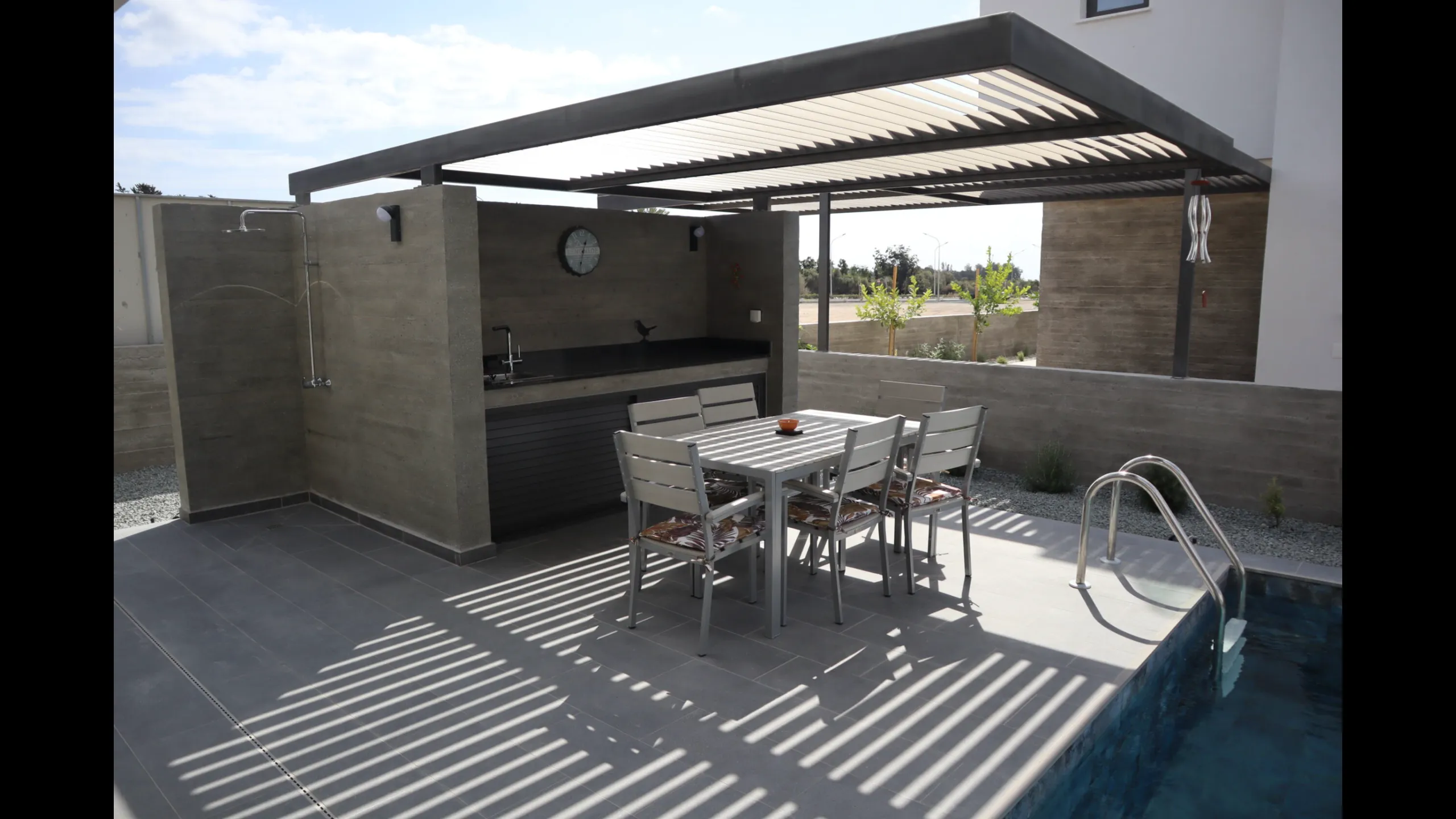 Modern villa with pool in a gated community 28
