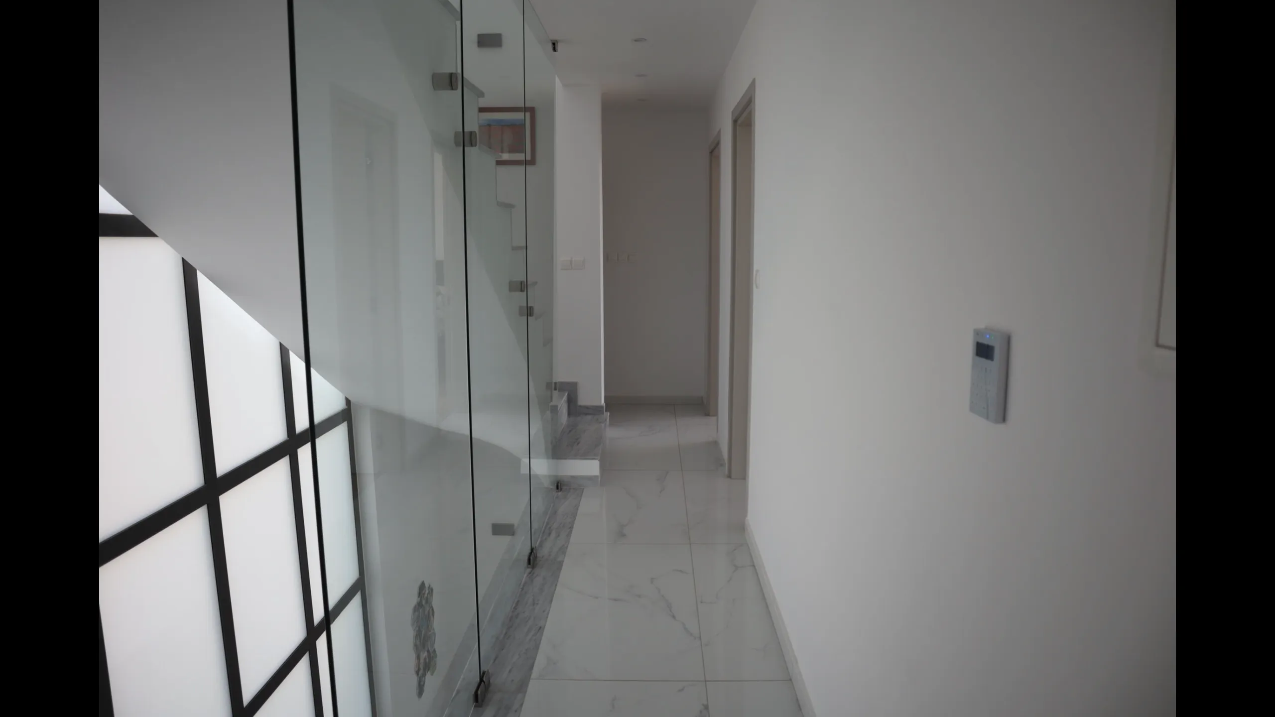 Modern villa with pool in a gated community 26