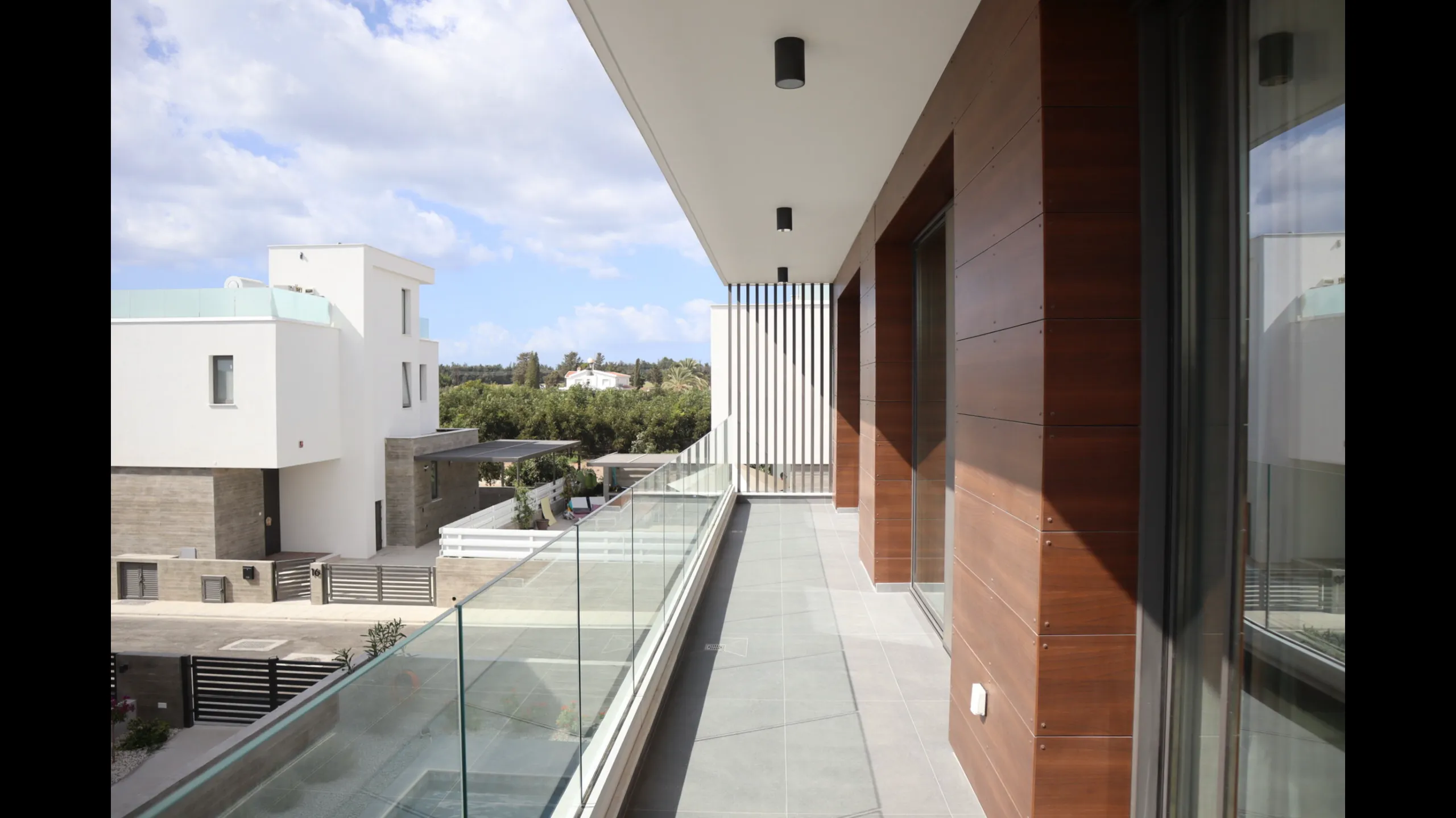 Modern villa with pool in a gated community 9