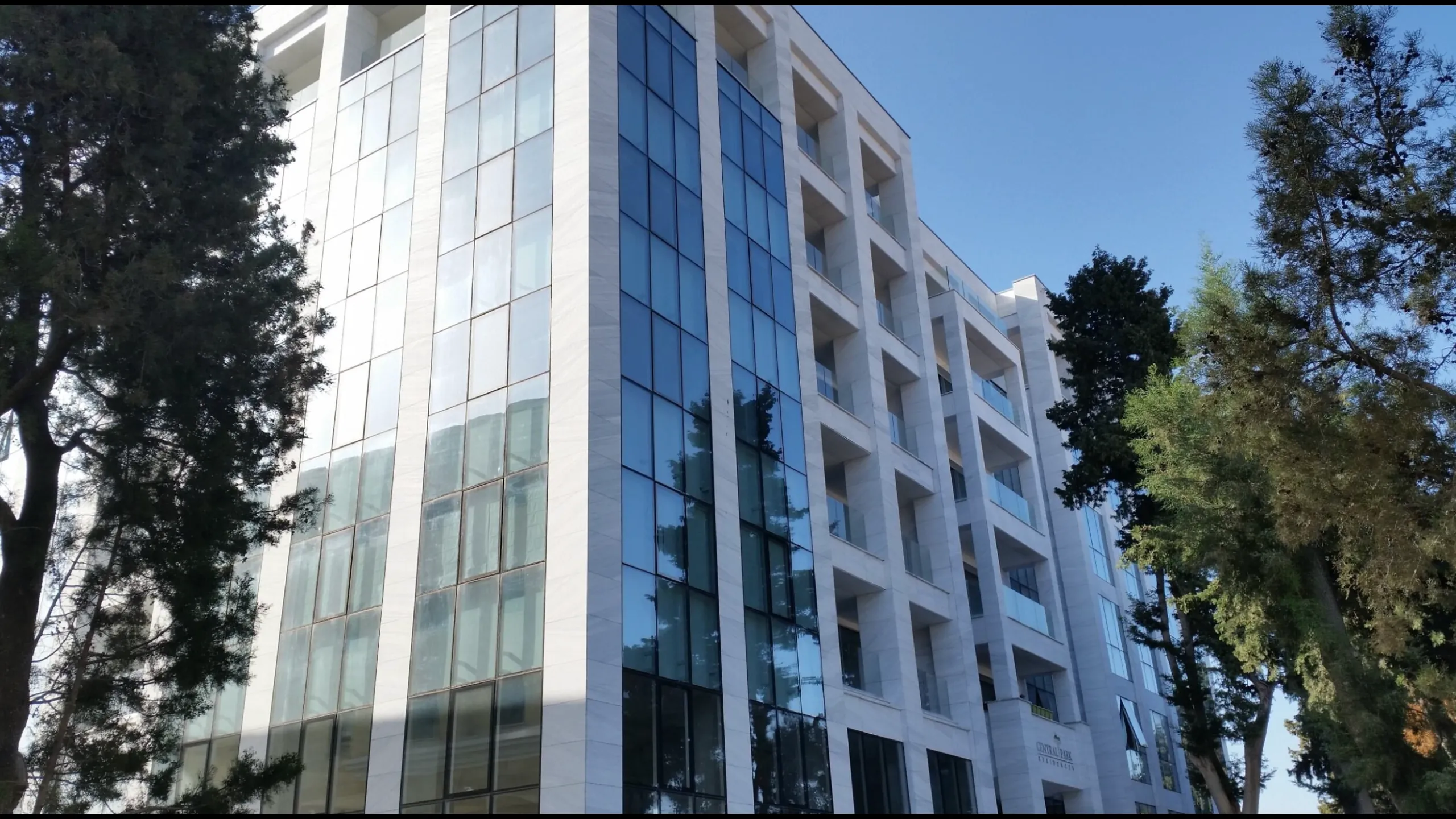 Stylish apartments, center of Paphos 2