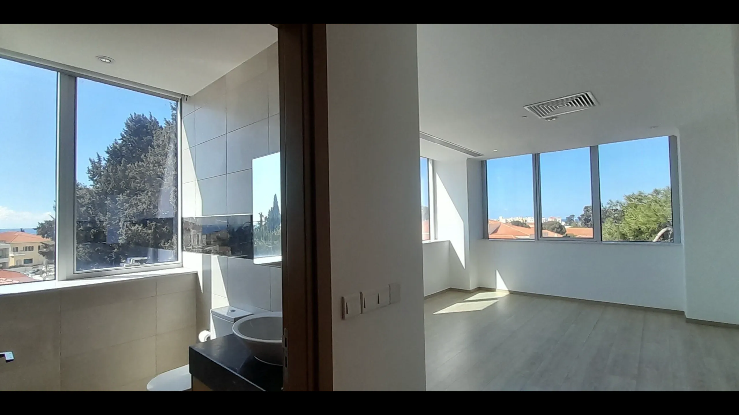 Stylish apartments, center of Paphos 8