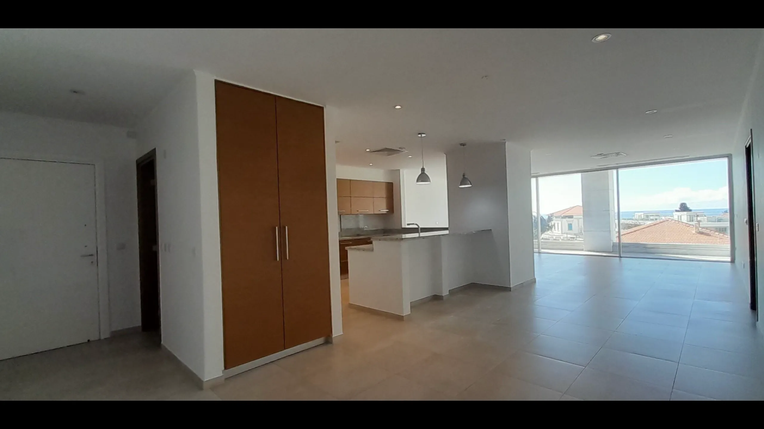 Stylish apartments, center of Paphos 9