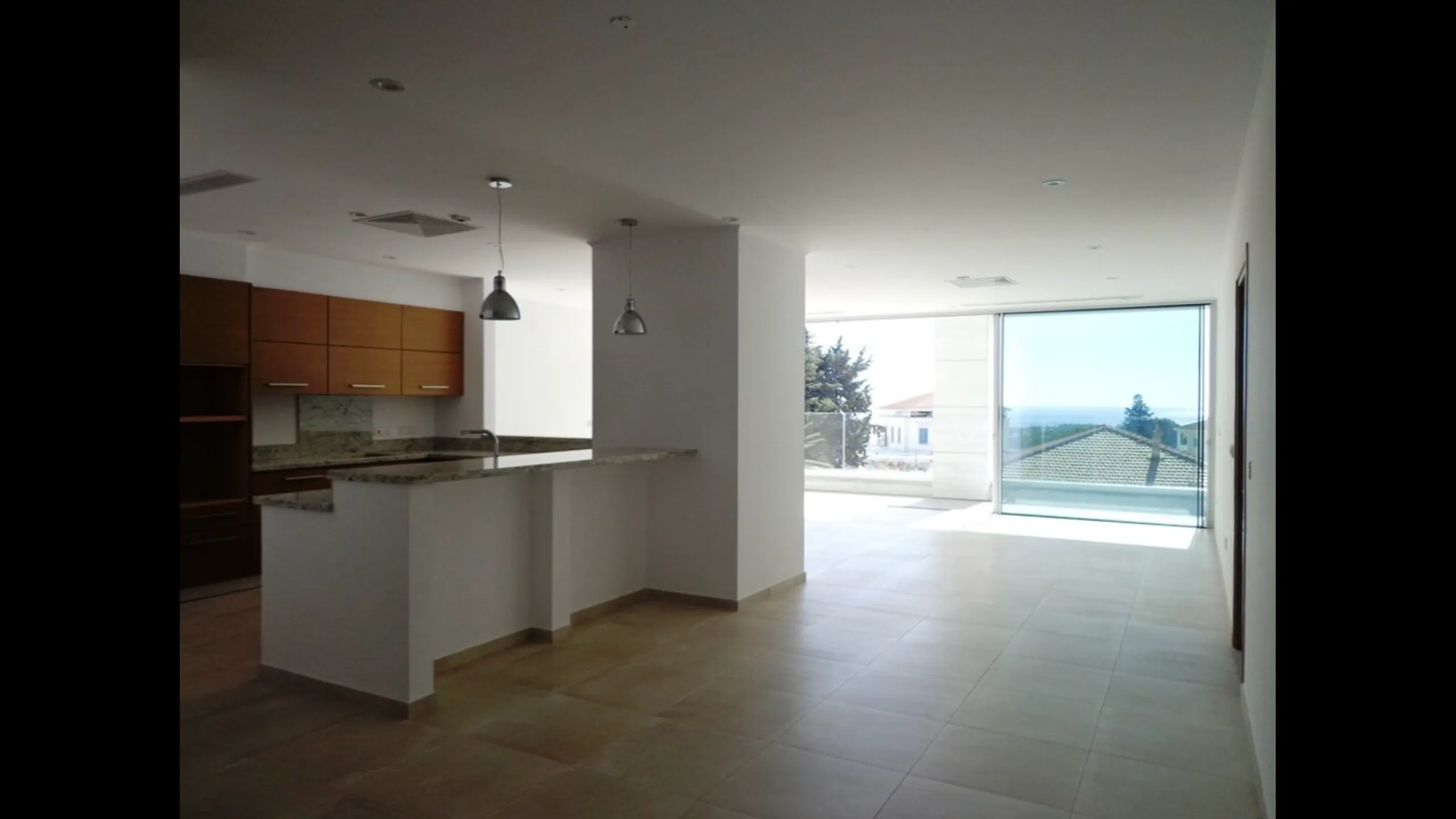 Stylish apartments, center of Paphos 6