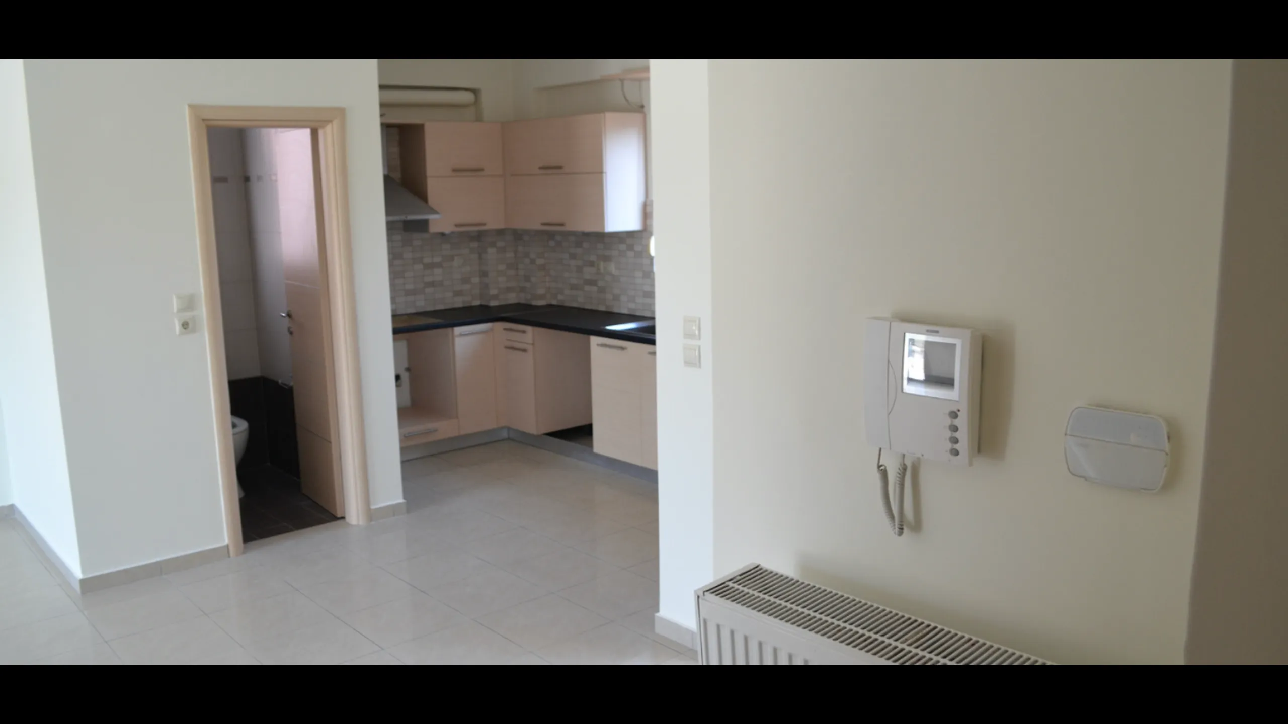 Мезонет в современном стиле, Лутраки 4