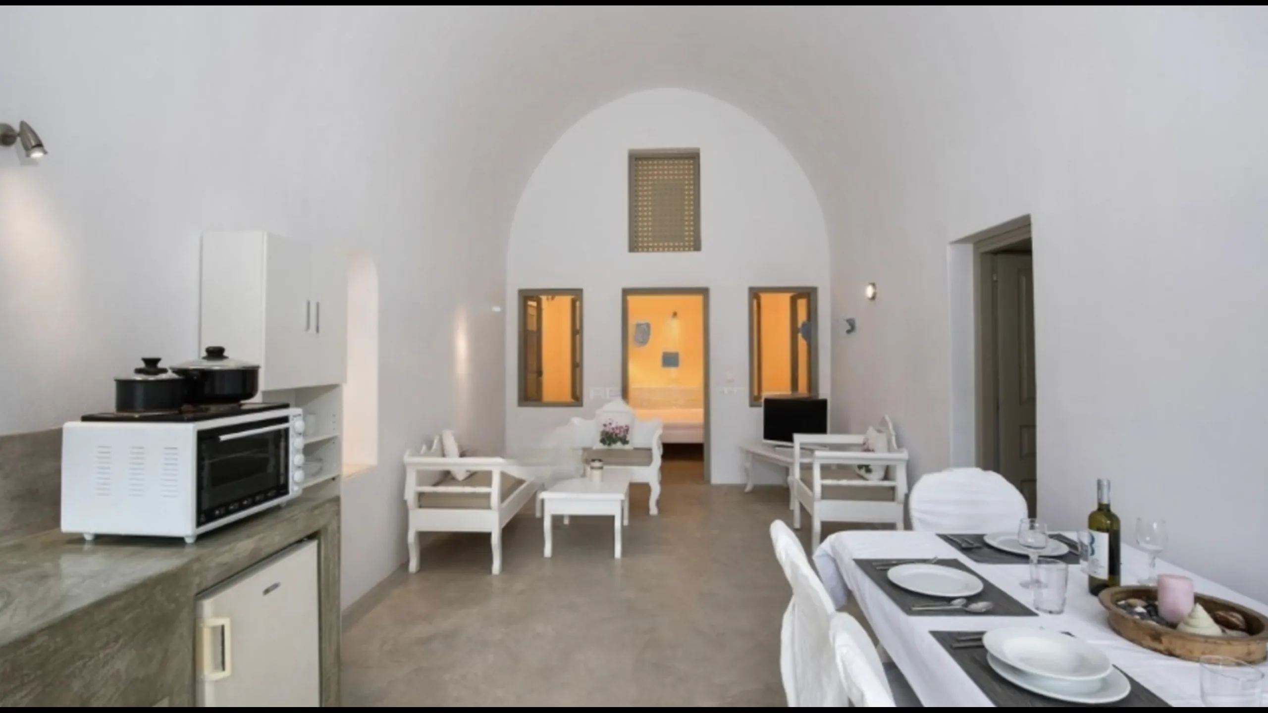Elegant hotel, Thira, Santorini 3