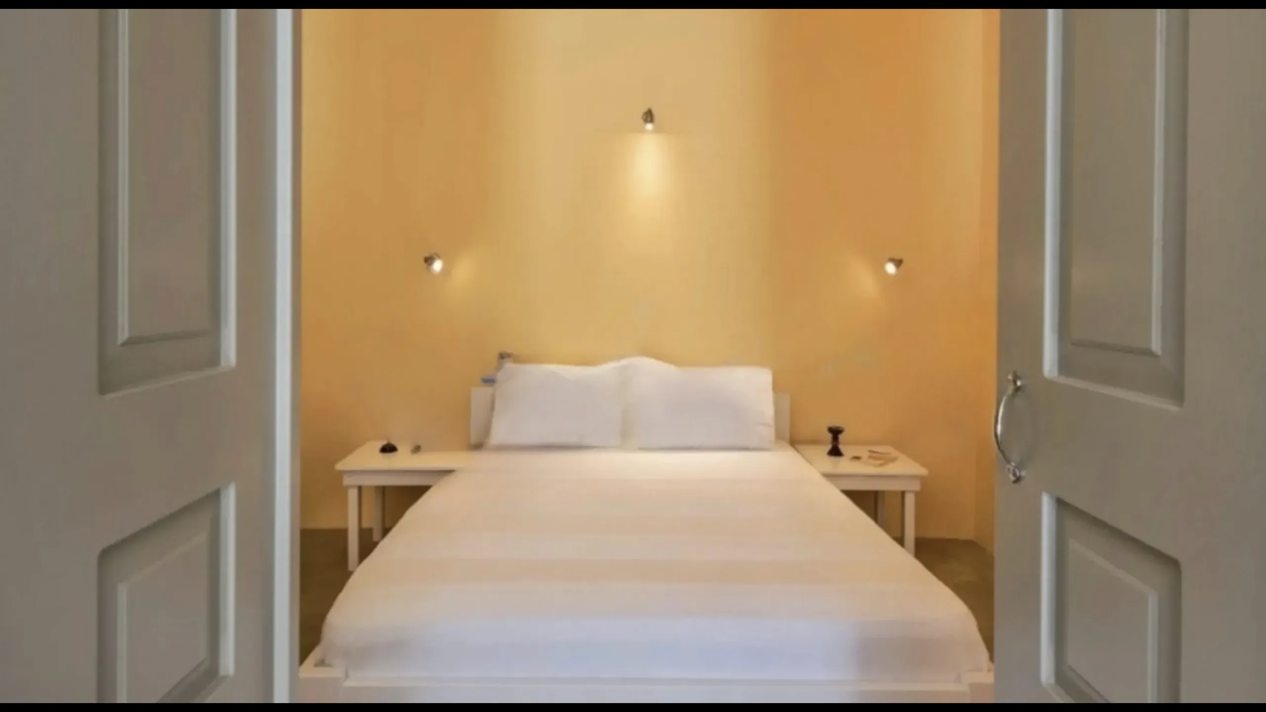 Elegant hotel, Thira, Santorini 10