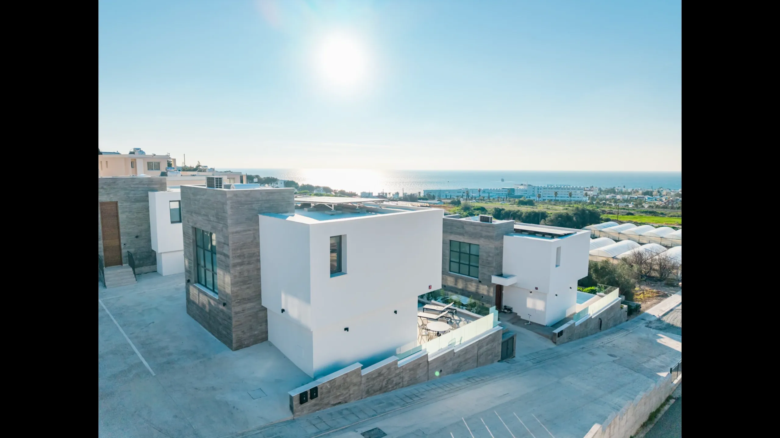 Large villas with 3 bedrooms, Chloraka, Paphos 4