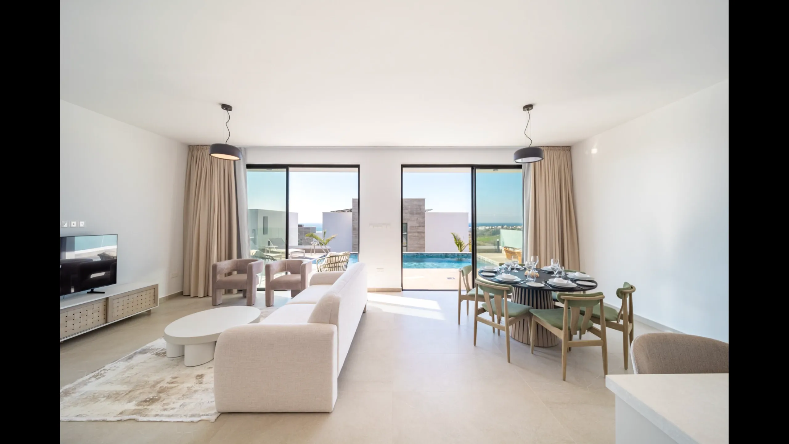 Large villas with 3 bedrooms, Chloraka, Paphos 10