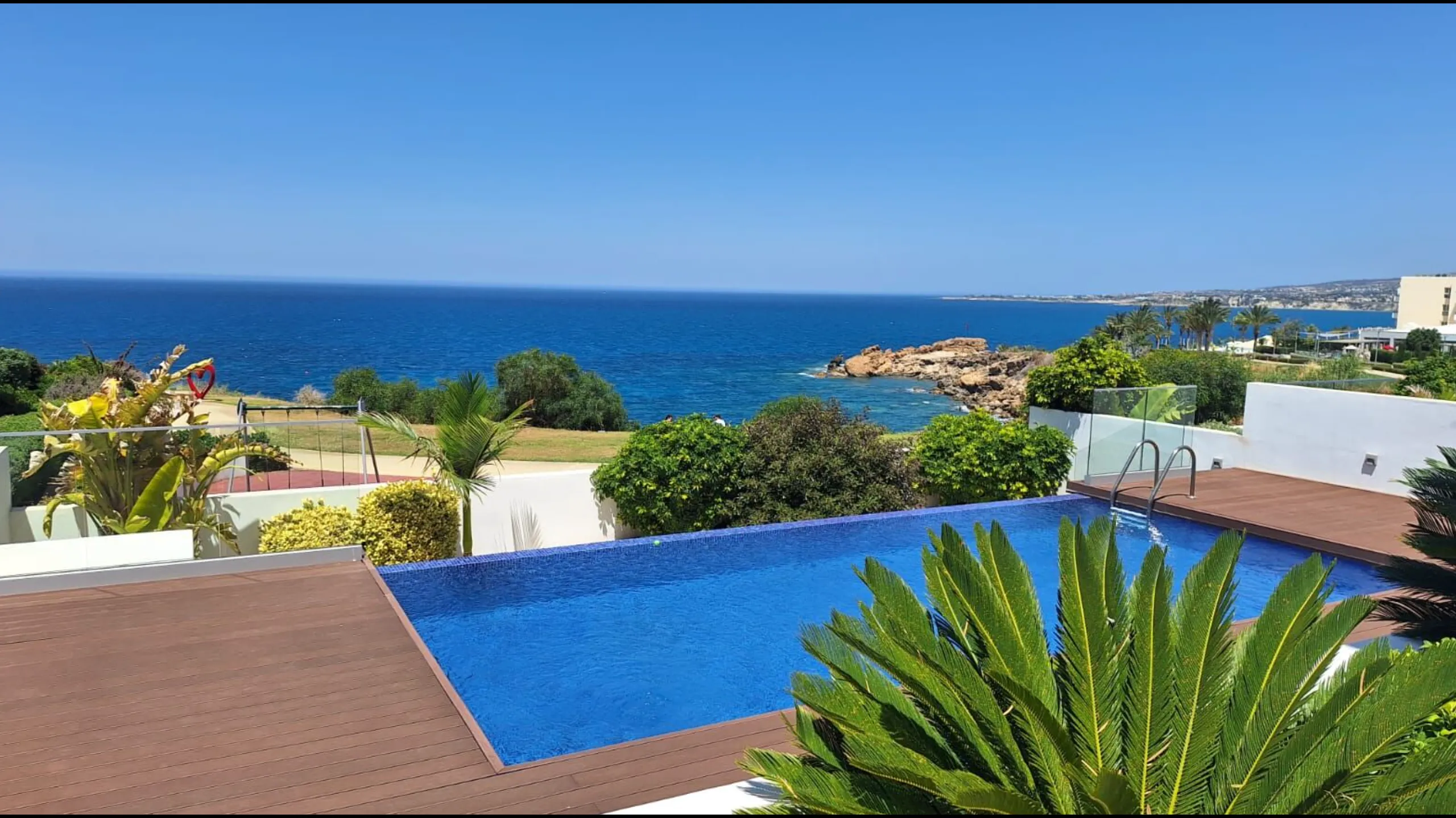 Elegant villas, Kissonerga, Paphos 8