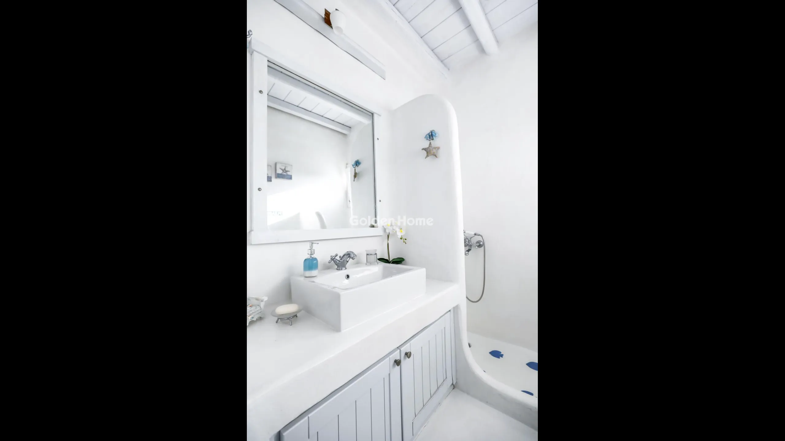 House in traditional style, Kalafati, Mykonos 9