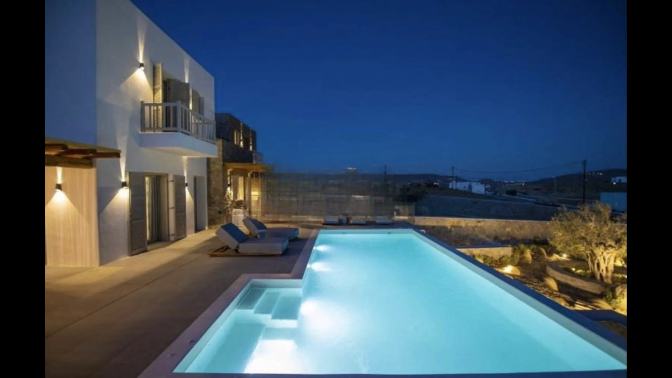 House in modern style, Panormos, Mykonos 1