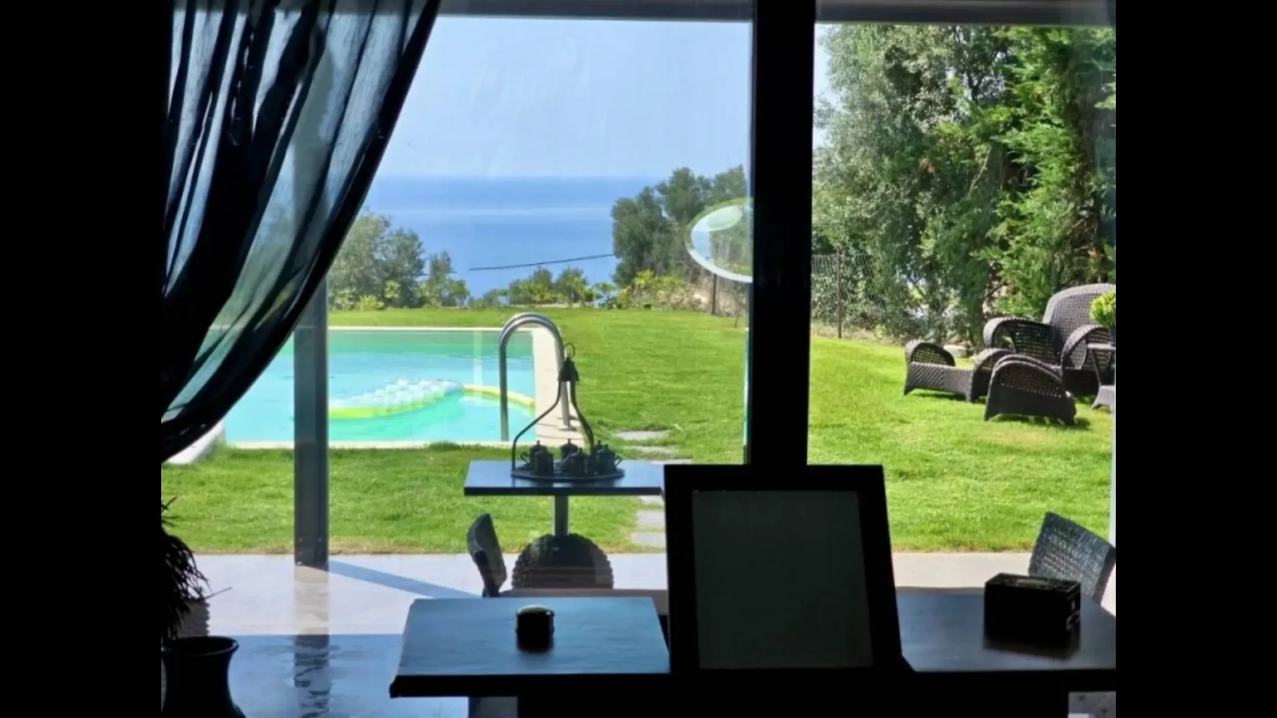 Элегантная и стильная вилла, Посиди, Кассандра 3