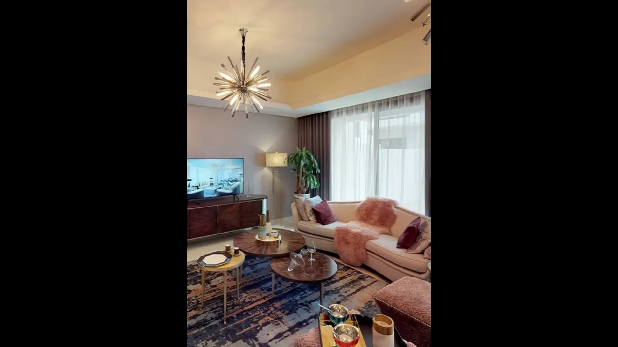 Таунхаус в масштабном жилом проекте с инфраструктурой 7