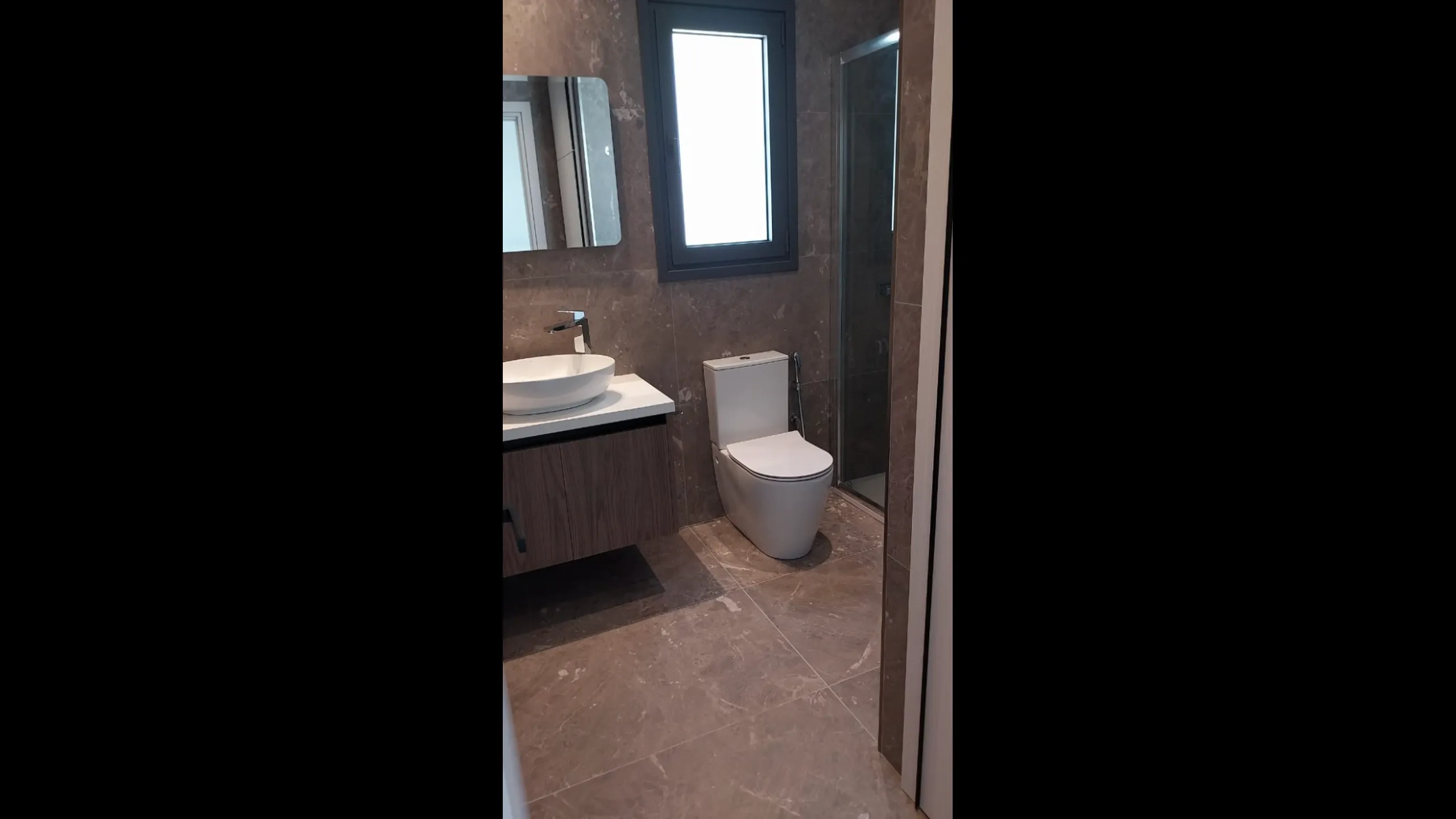 Sea view villa in a prestigious area of Limassol 19