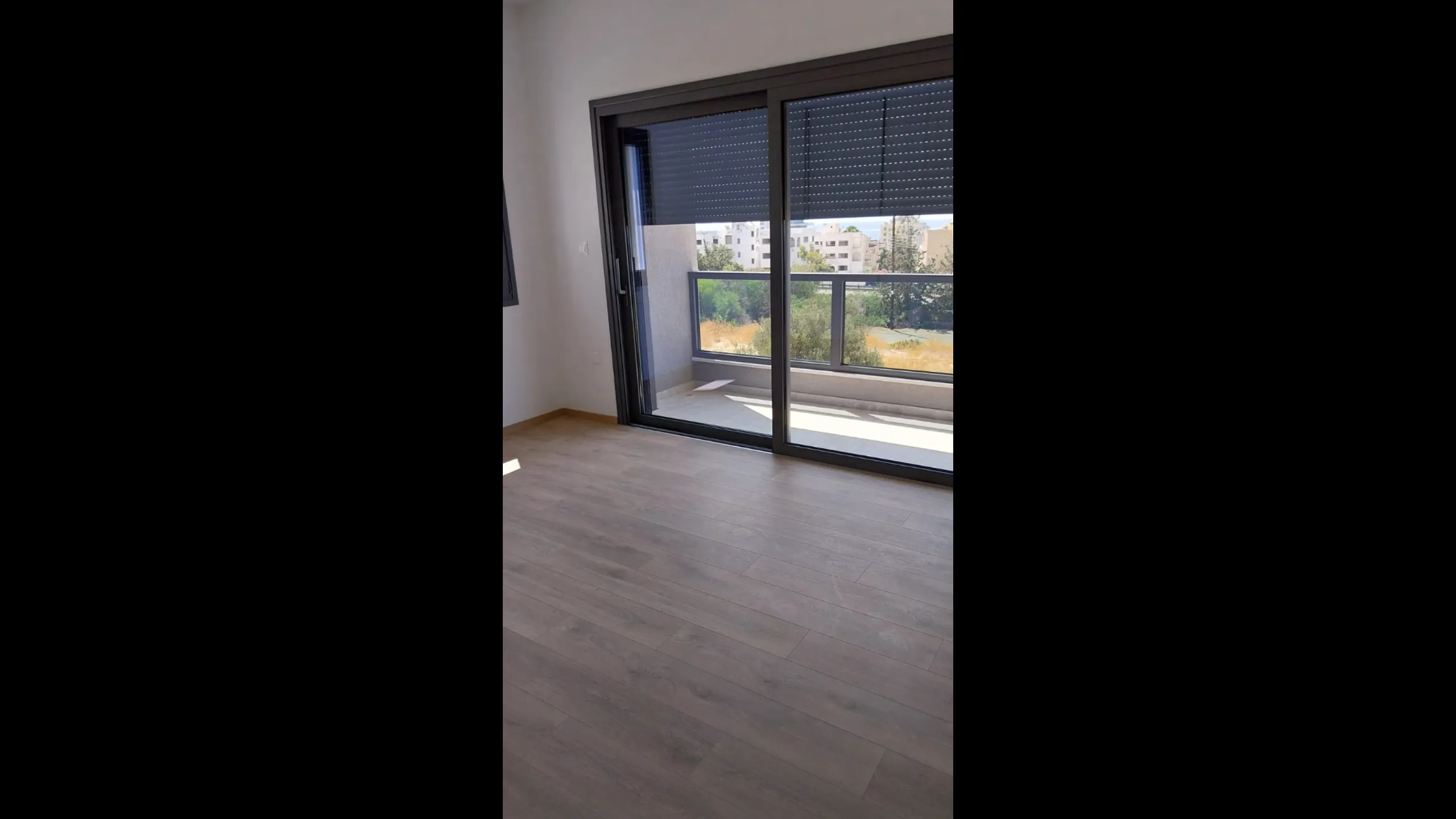 Sea view villa in a prestigious area of Limassol 9