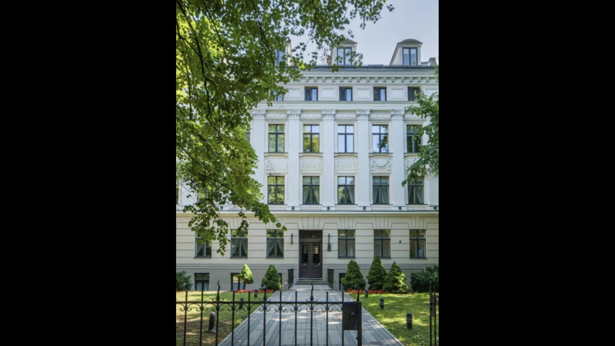 Elegant apartments, center, Riga 1