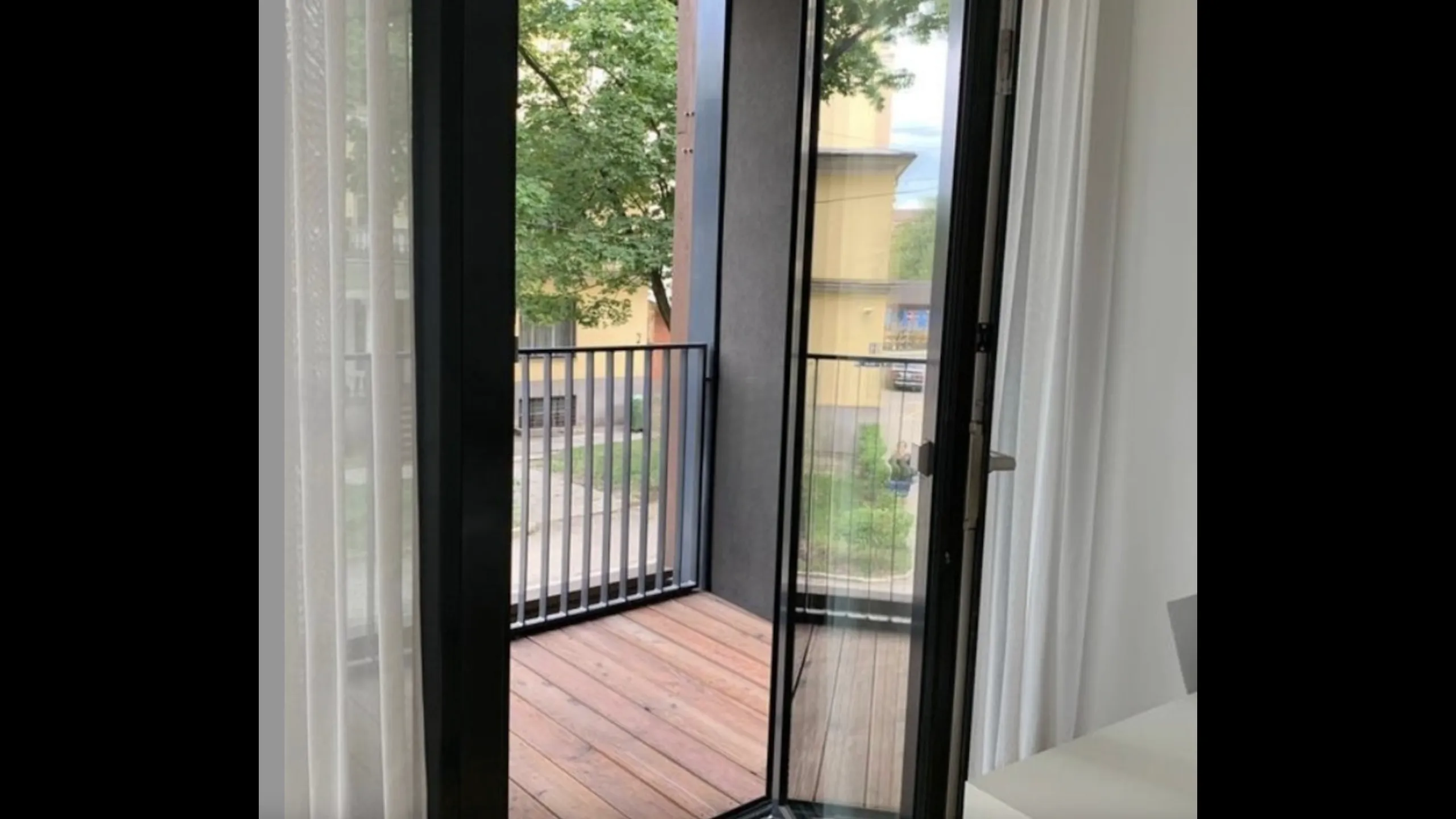 Stylish apartments, historical center, Riga 5