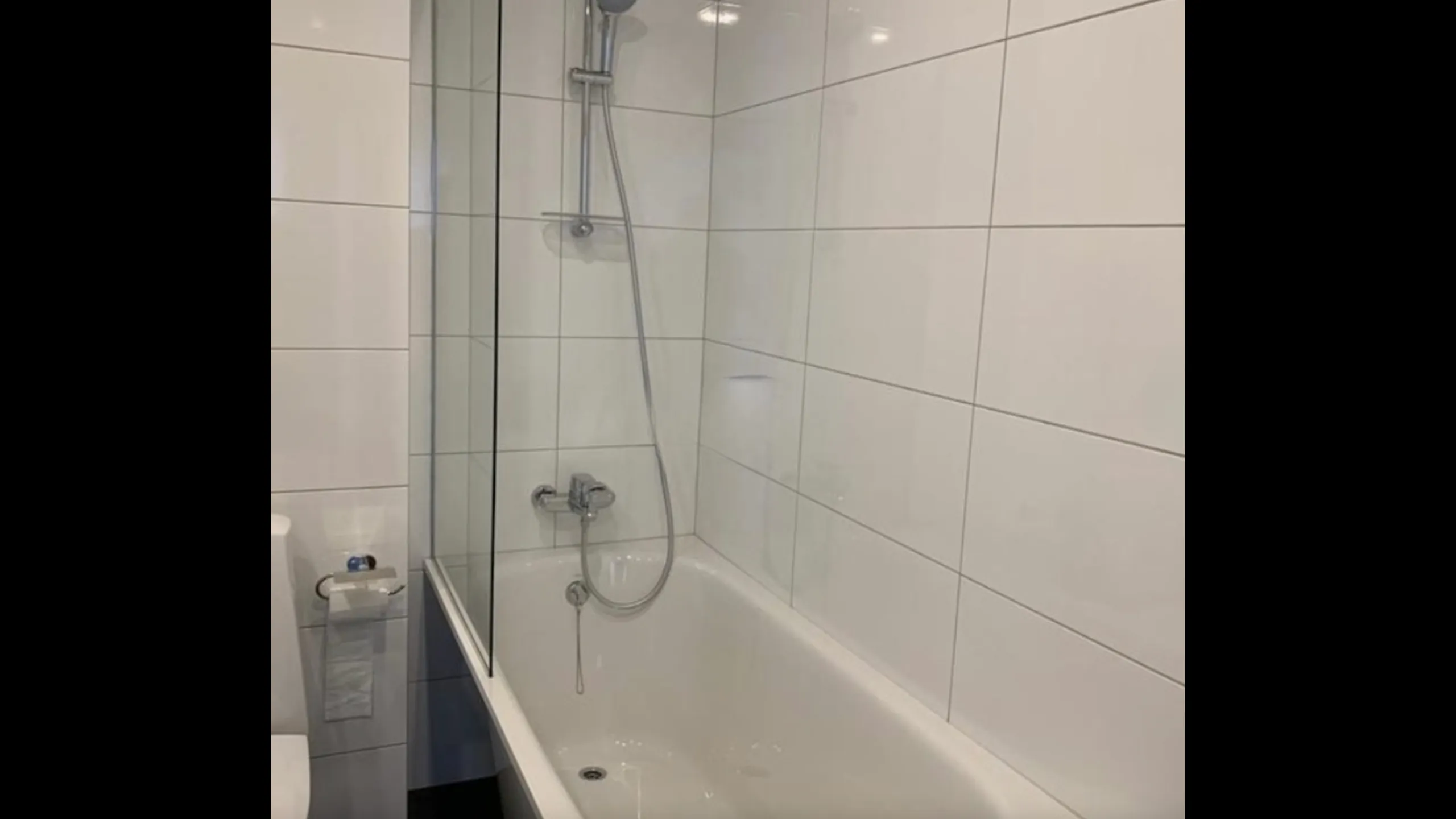 Stylish apartments, historical center, Riga 9