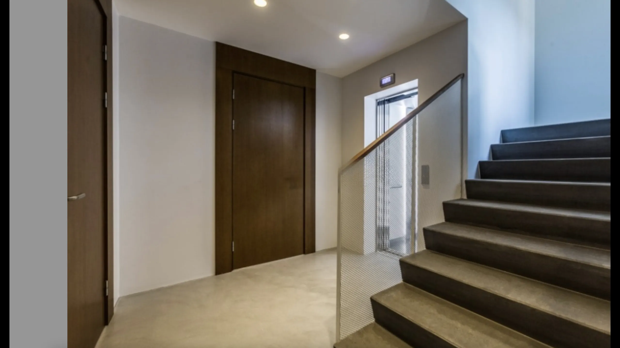 Stylish apartments, historical center, Riga 10