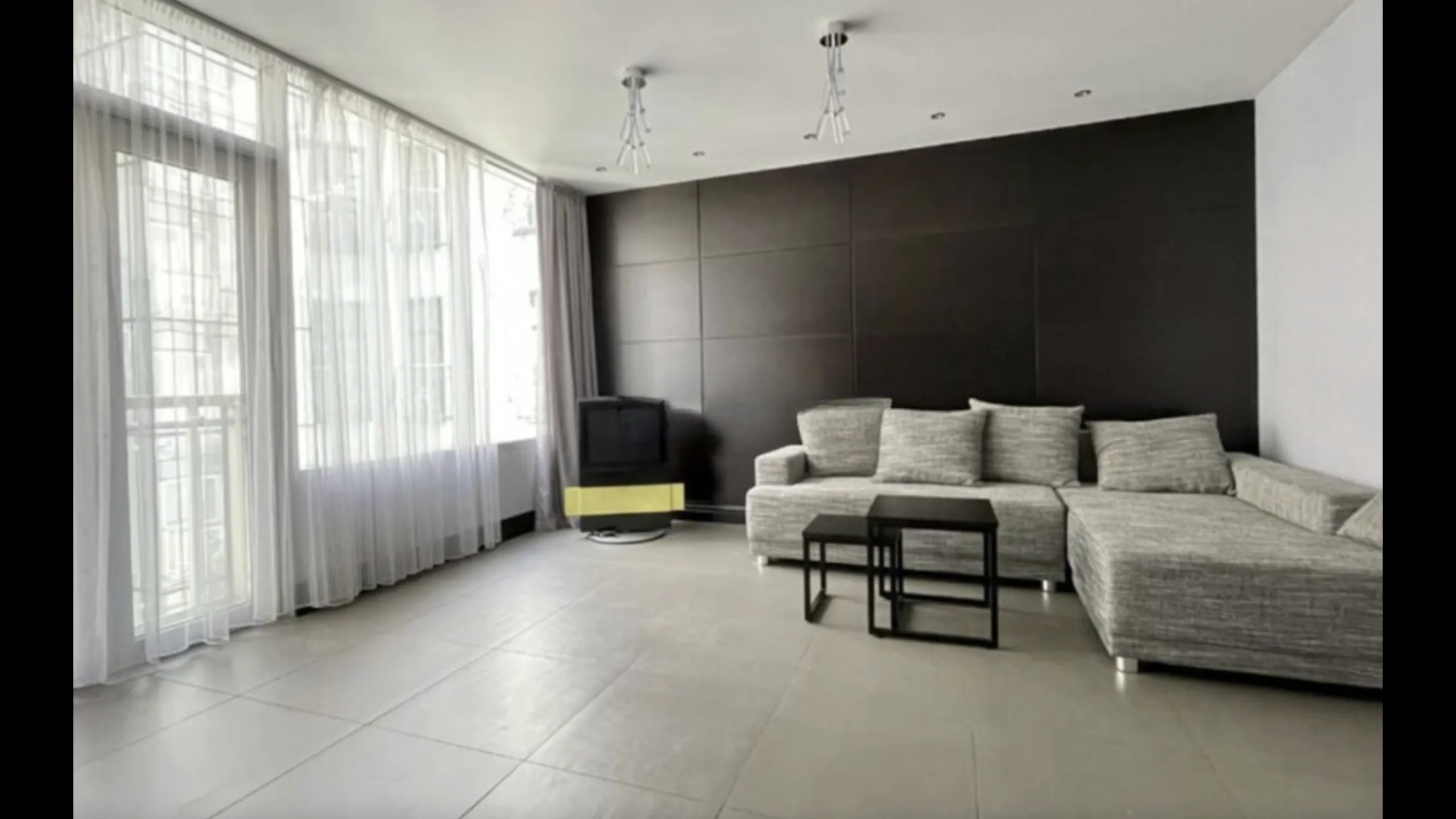 Elegant and stylish apartments, historical center, Riga 2