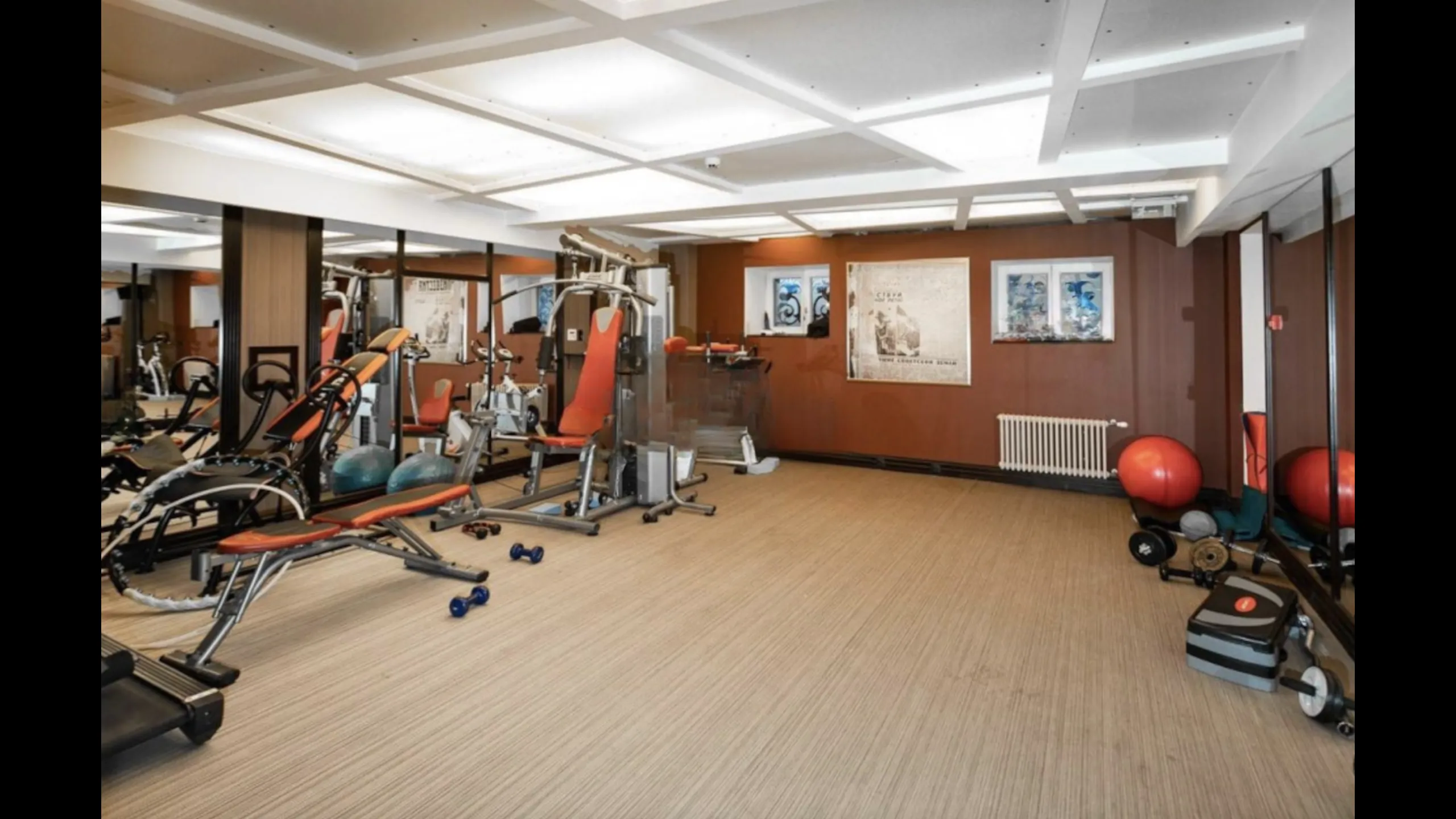 Elegant and stylish apartments, historical center, Riga 10