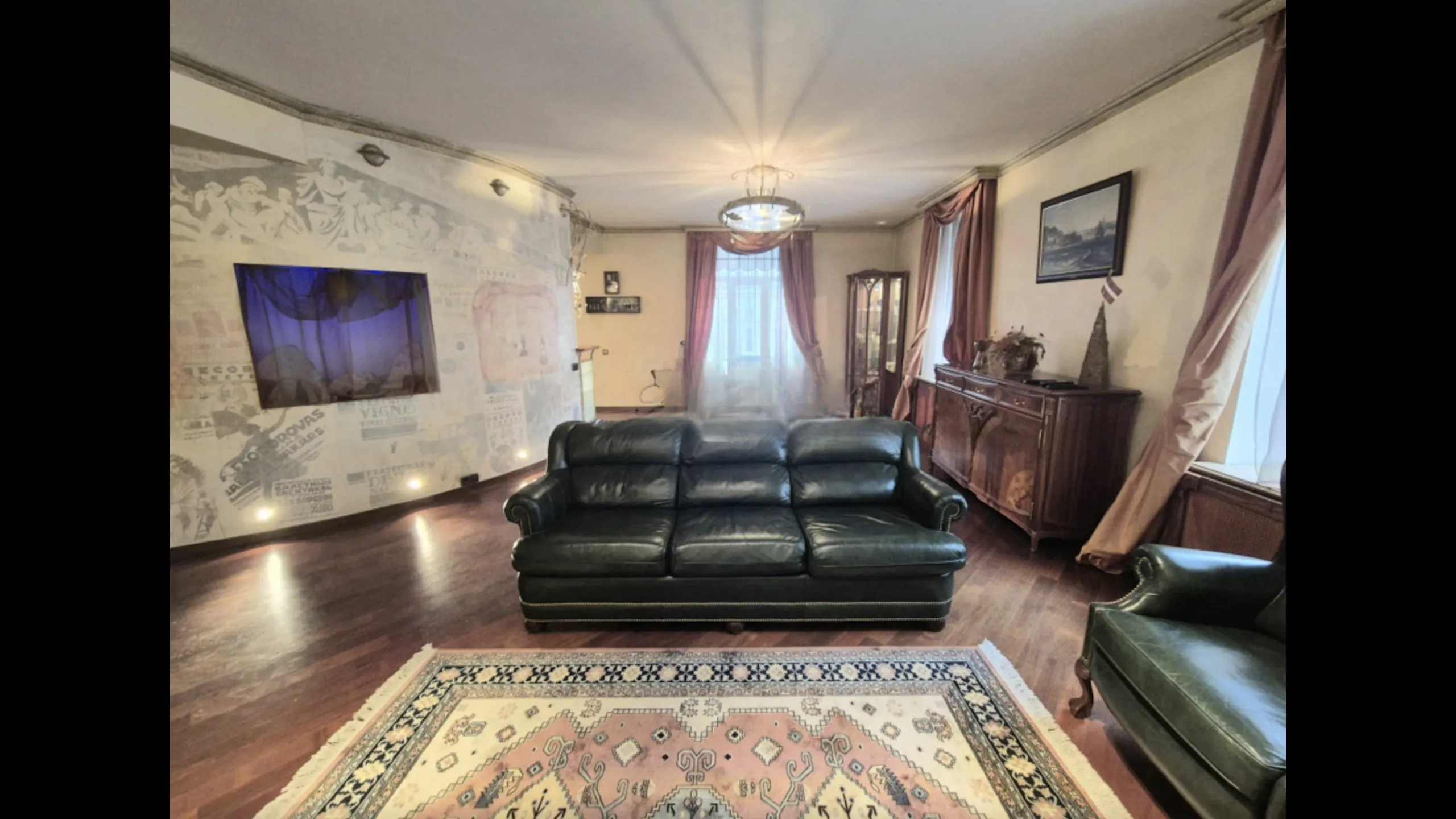 Elegant Apartments in classical style, historical center, Riga 3