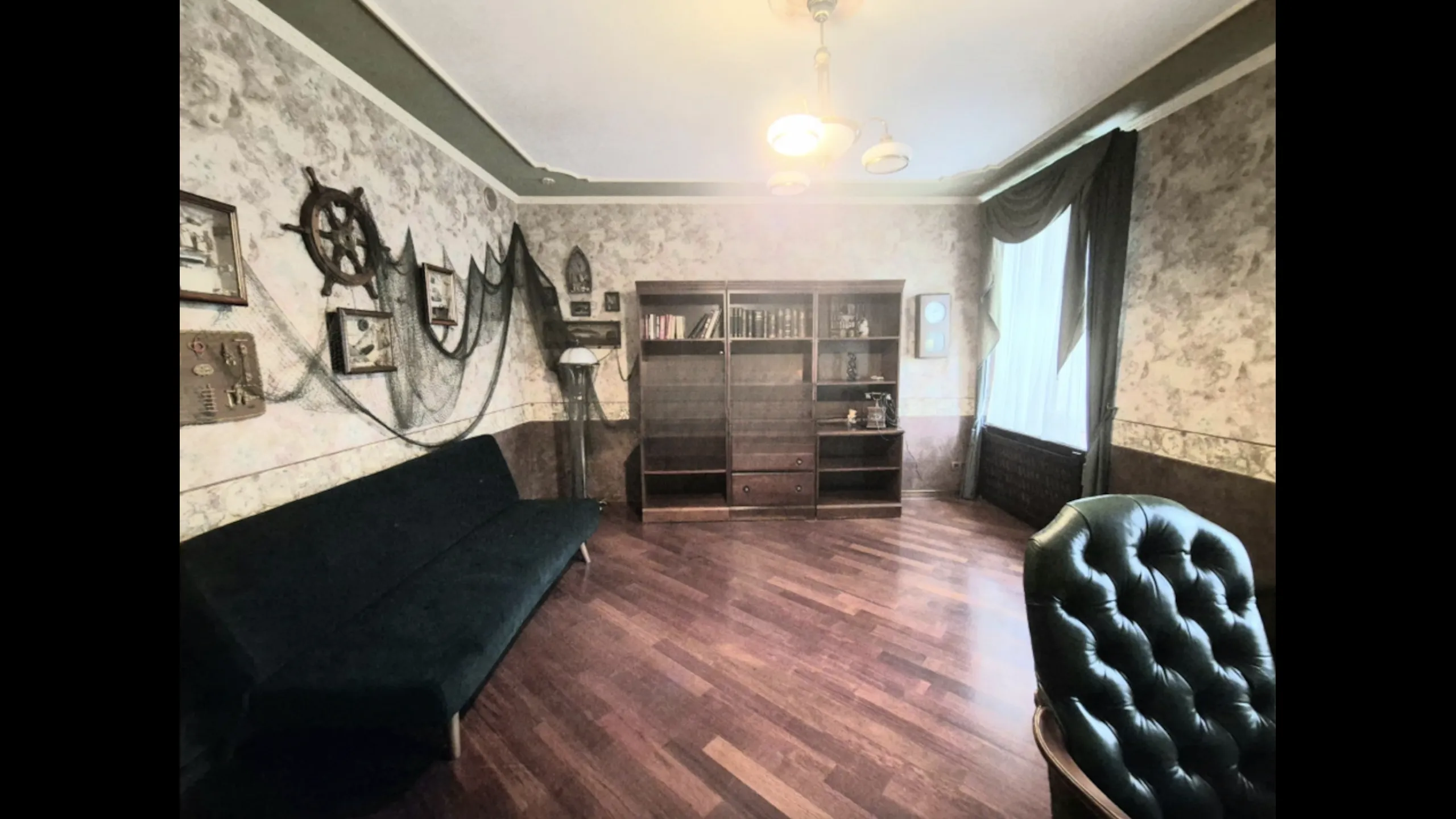 Elegant Apartments in classical style, historical center, Riga 4