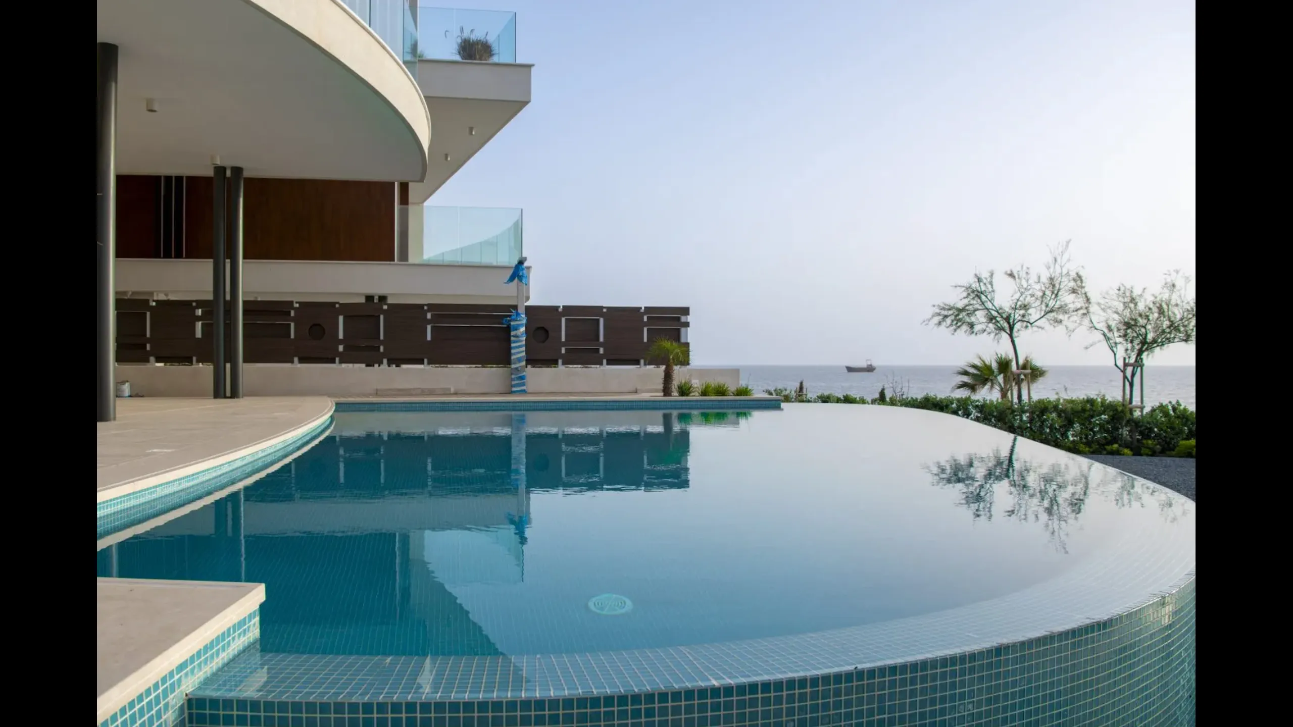 Вилла в элитном комплексе на берегу моря 3