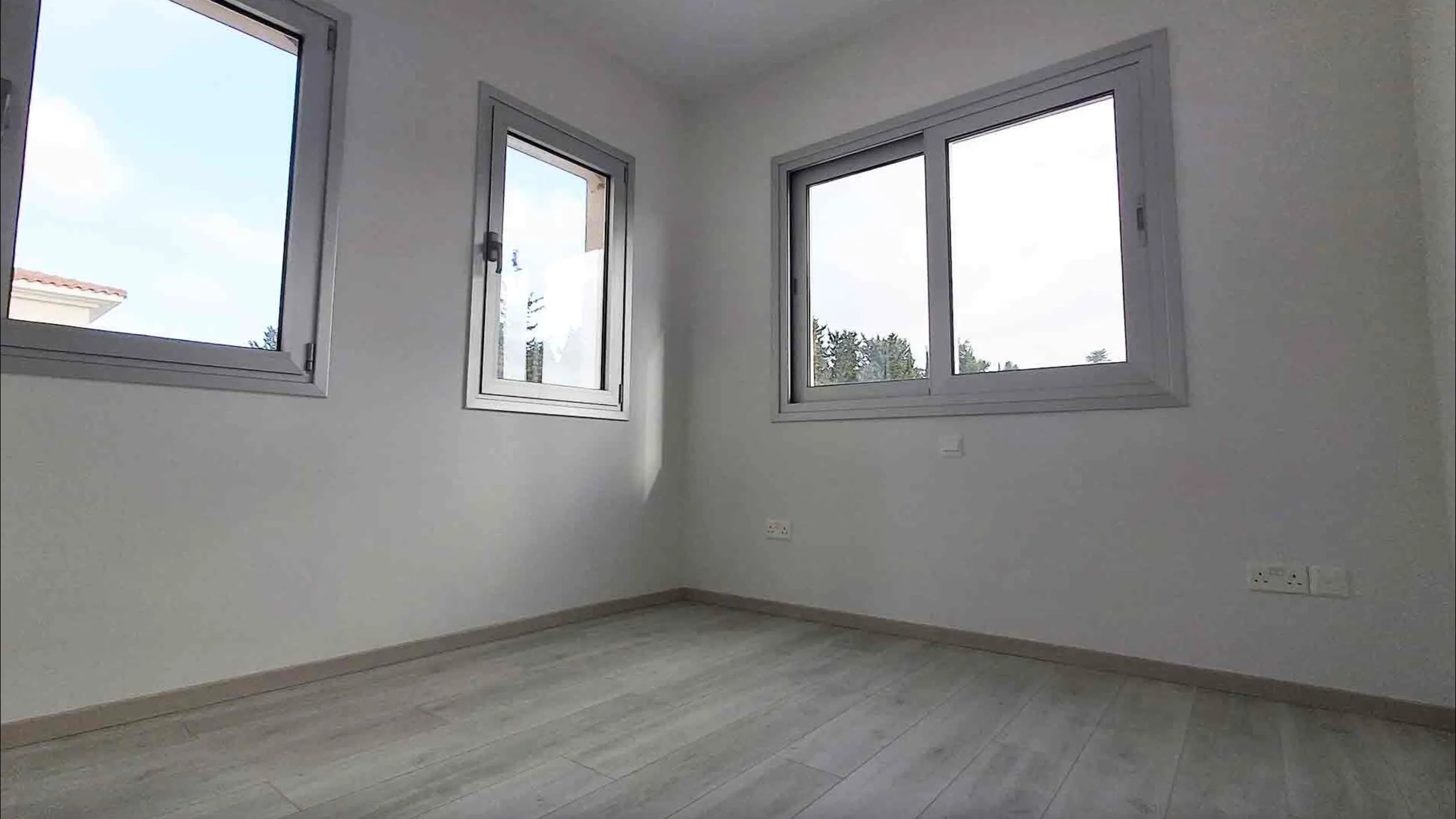 Элегантные и комфортные апартаменты, центр города, Пафос 6