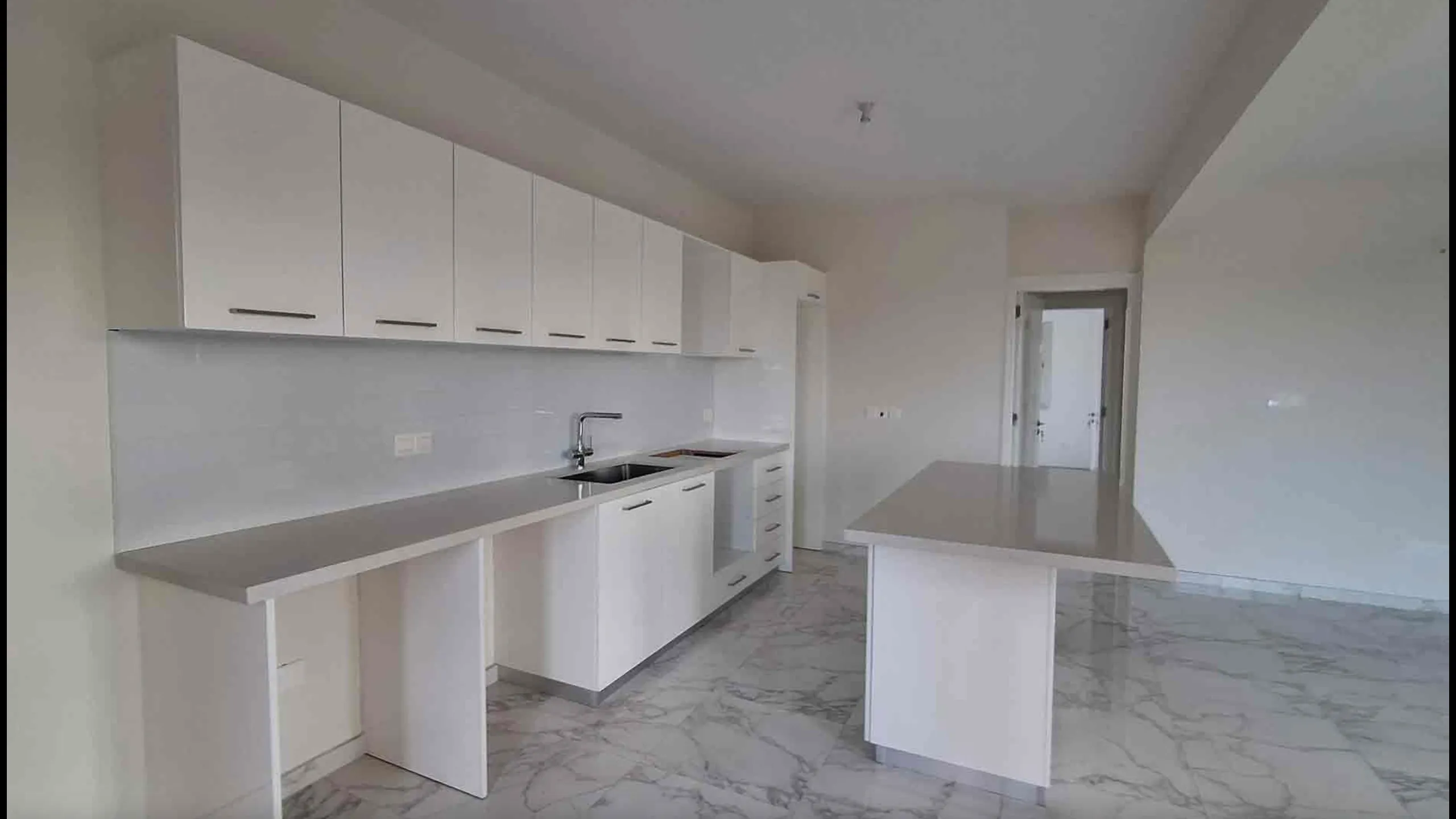 Элегантные и комфортные апартаменты, центр города, Пафос 7