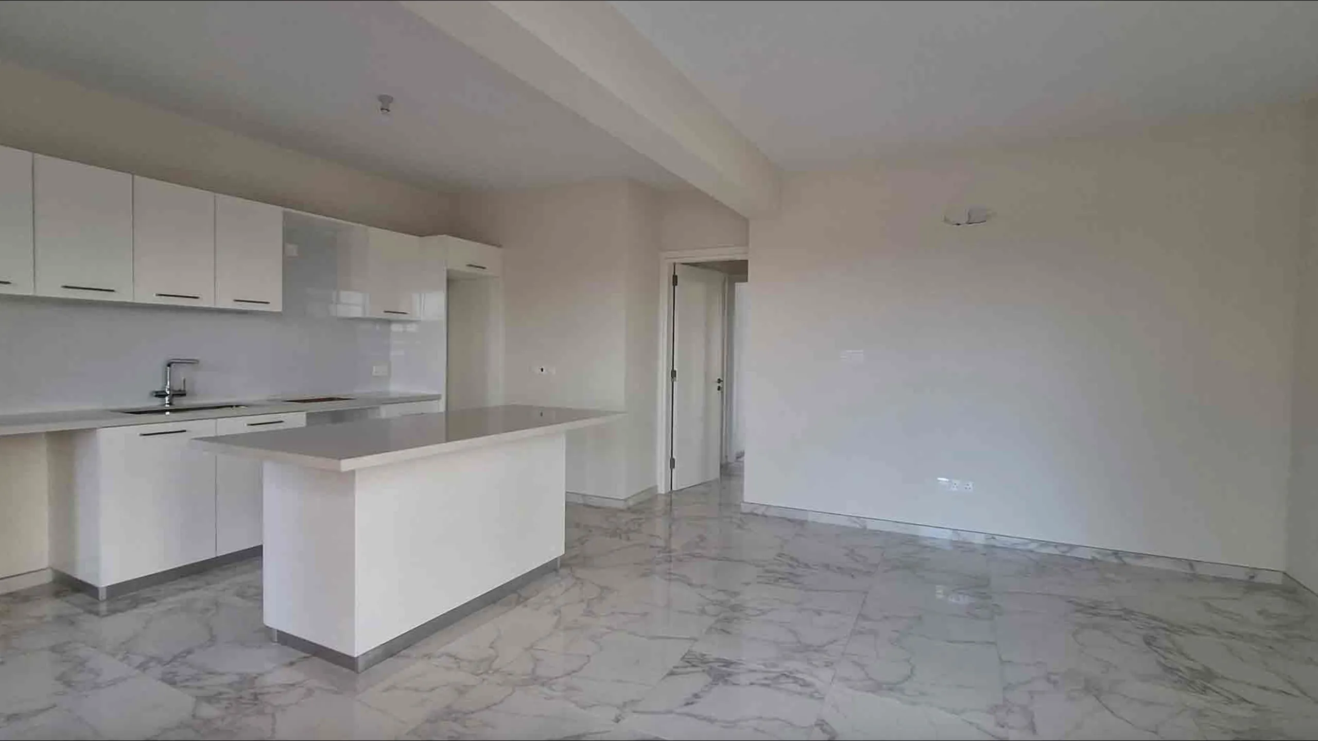 Элегантные и комфортные апартаменты, центр города, Пафос 8