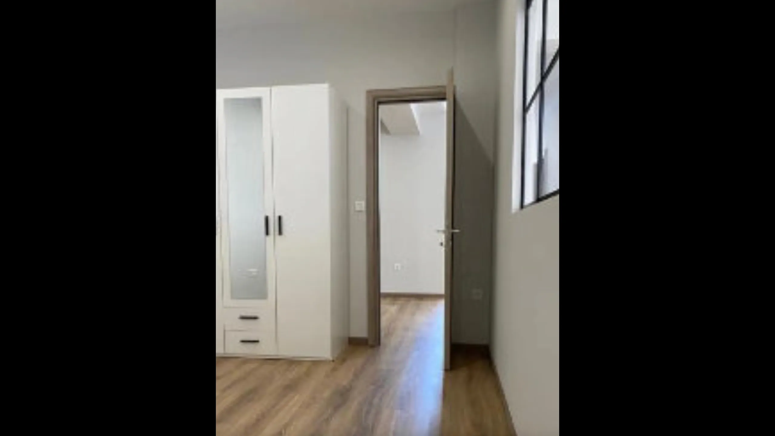 Полностью отремонтированные и меблированные апартаменты, Пирей, Афины 8