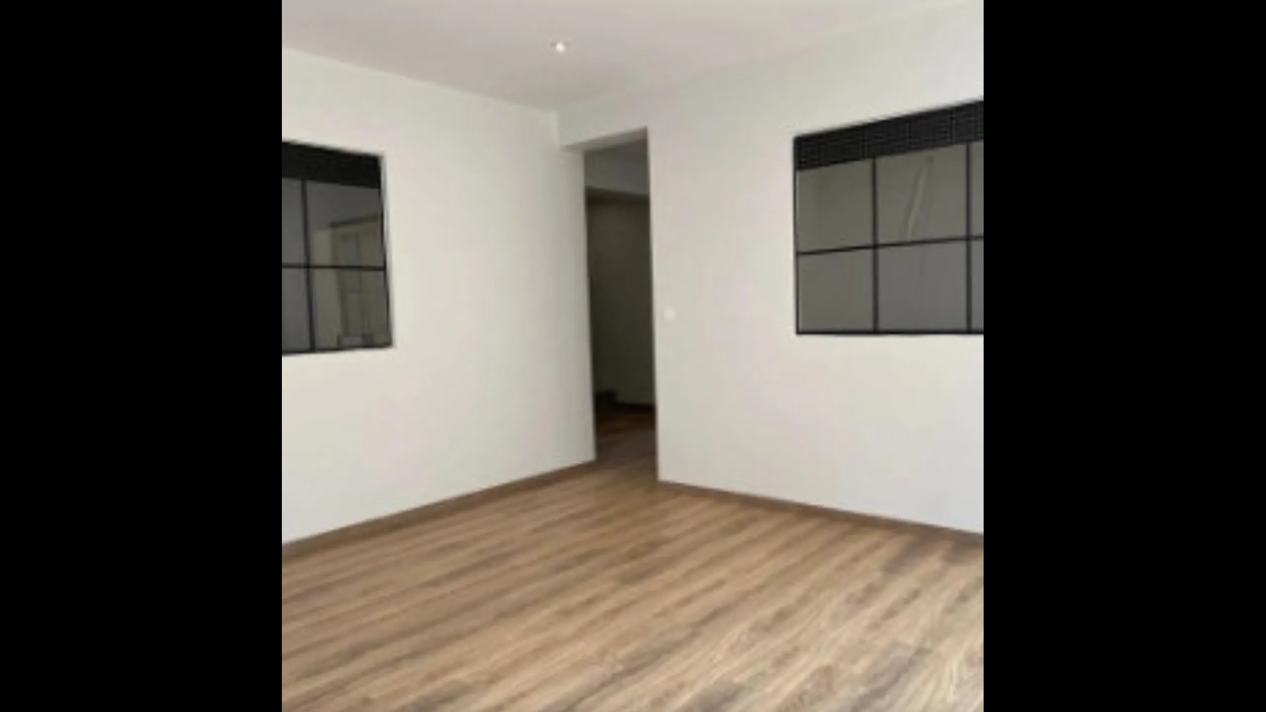 Полностью отремонтированные и меблированные апартаменты, Пирей, Афины 4