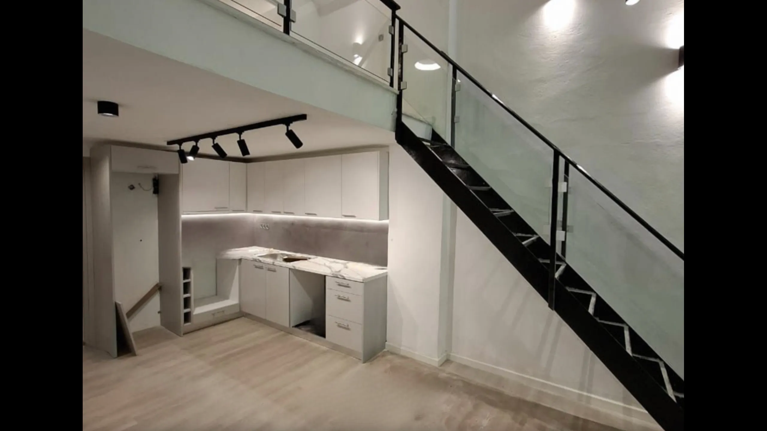 Апартаменты в современном стиле, центр города, Афины 2