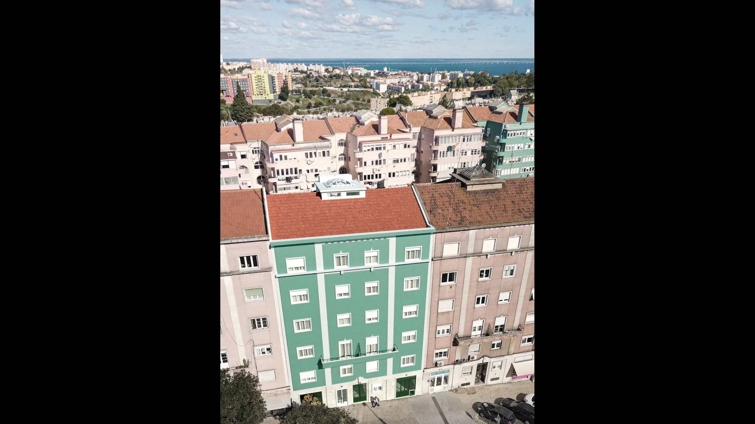 Уютные апартаменты и коммерческое помещение, центр города, Лиссабон 2