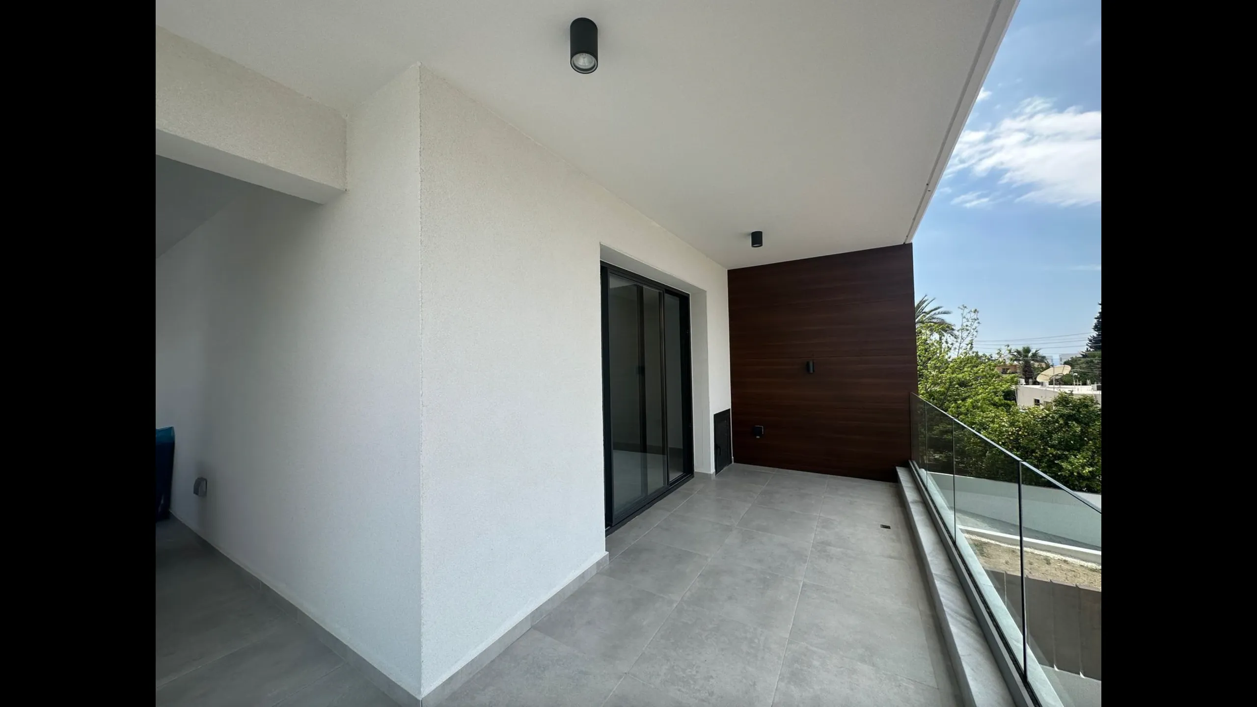 Modern villa with pool in a quiet area 5