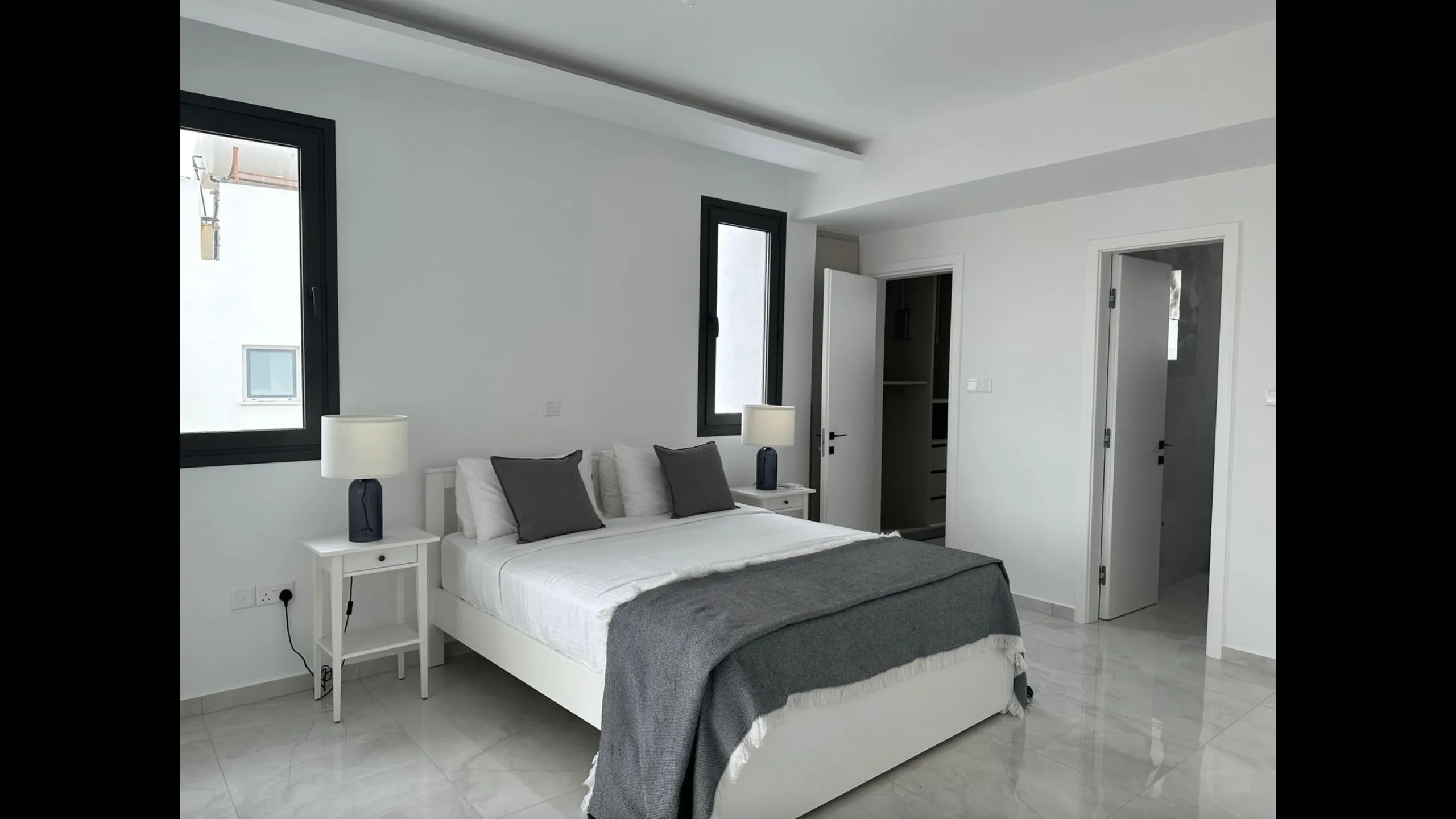 Modern villa with pool in a quiet area 12