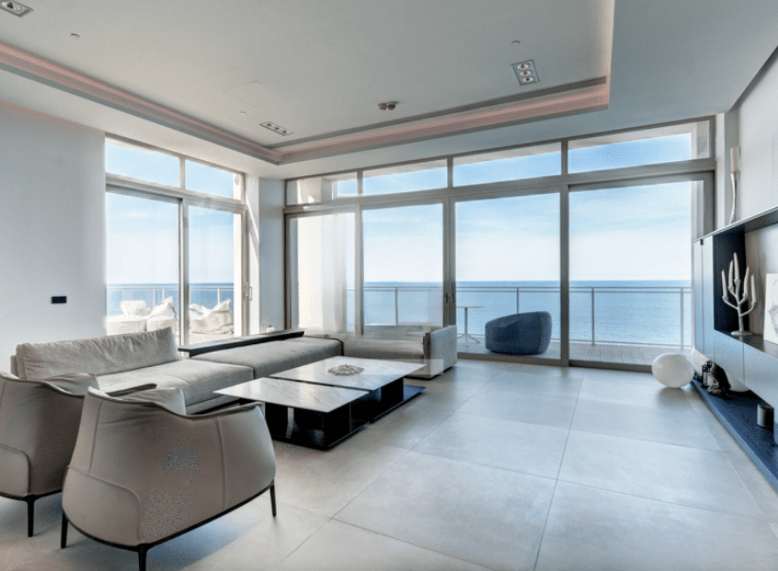 Luxury penthouse with sea view, Sliema 2
