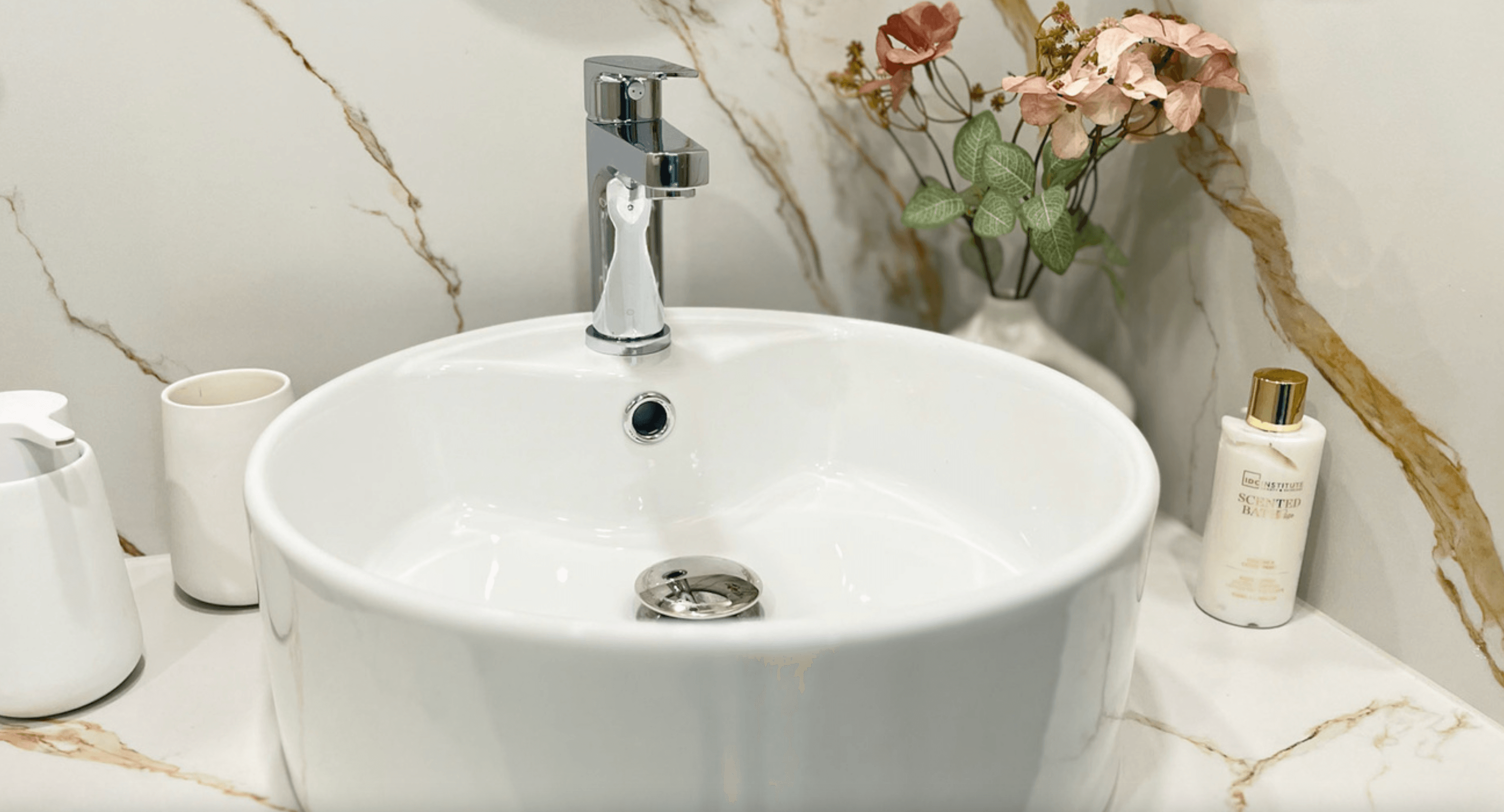 Cosy apartments with guaranteed income, Chania, Crete 8