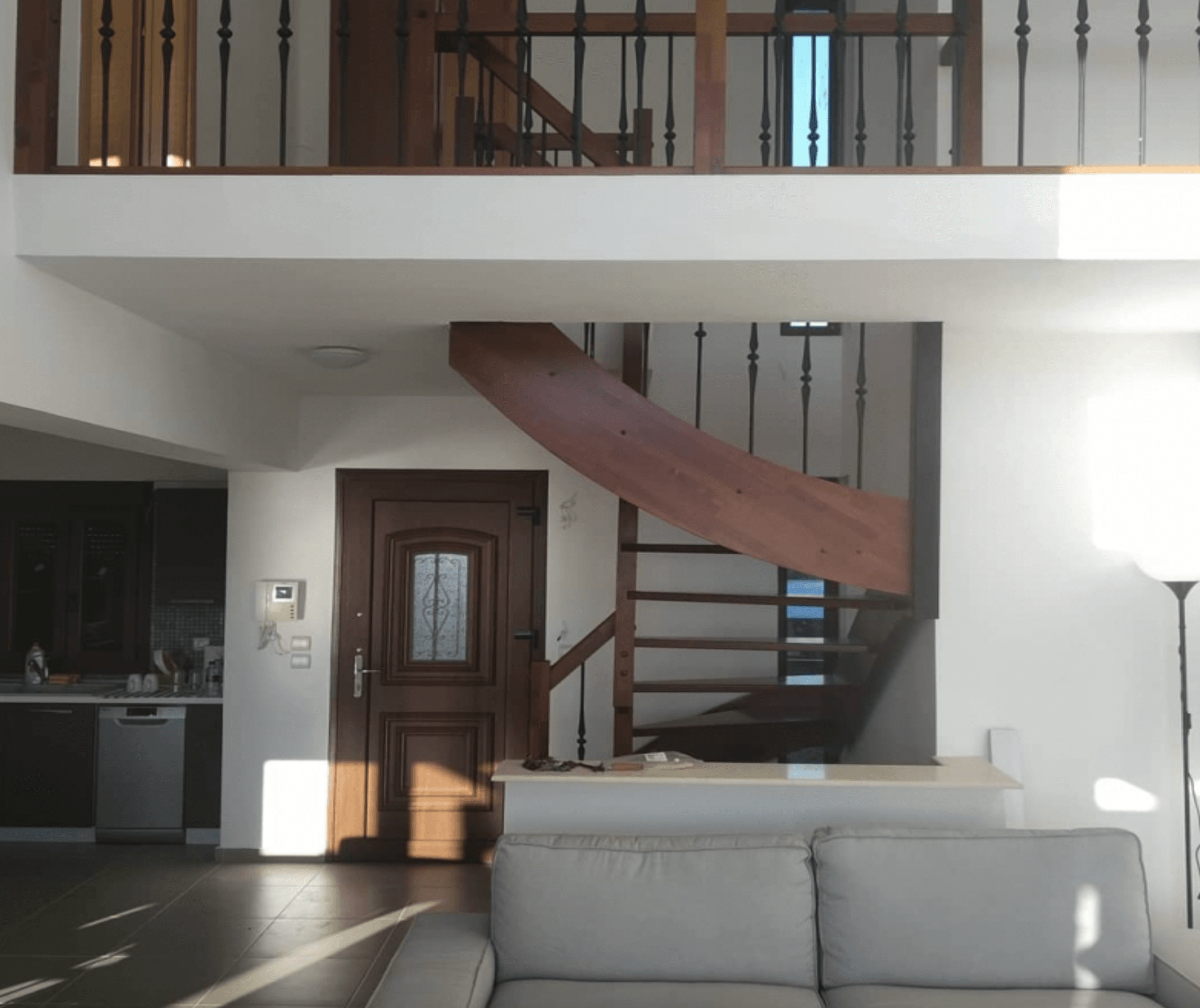 Стильный мезонет, Неа Скиони, Кассандра 4