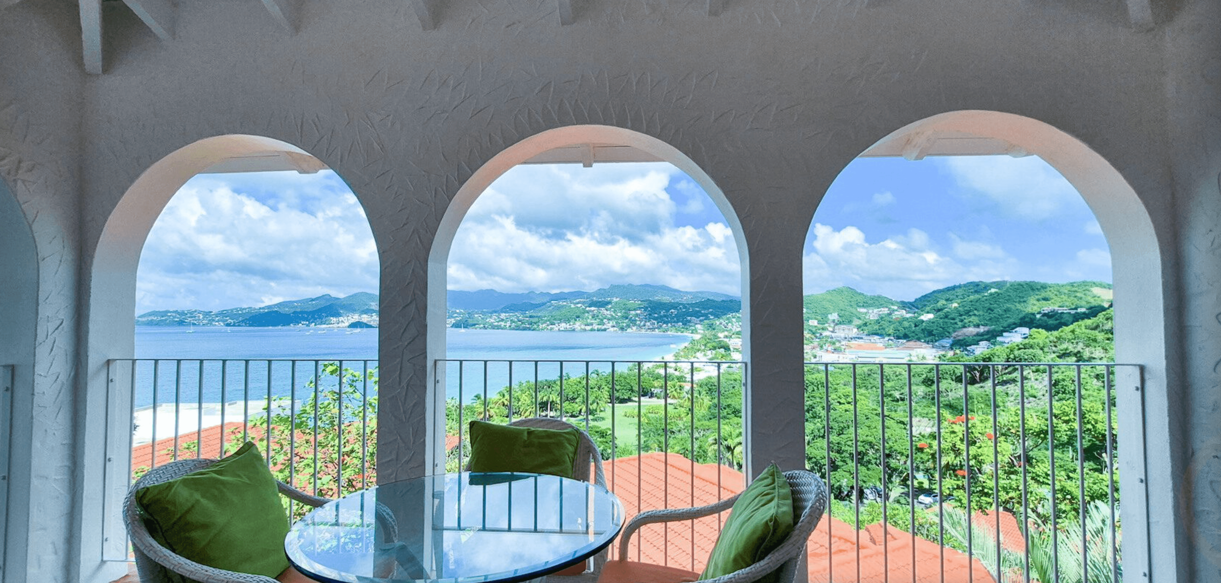 Villa with ocean and mountains view 10