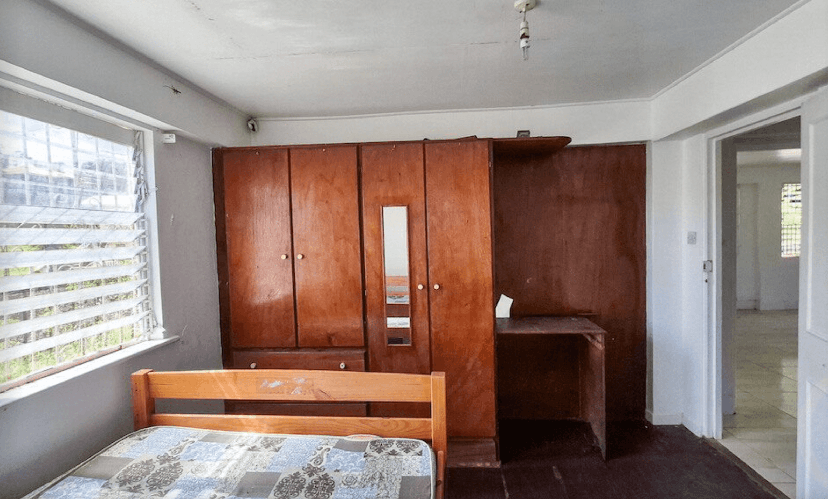 House in traditional style, St. Andrew 8